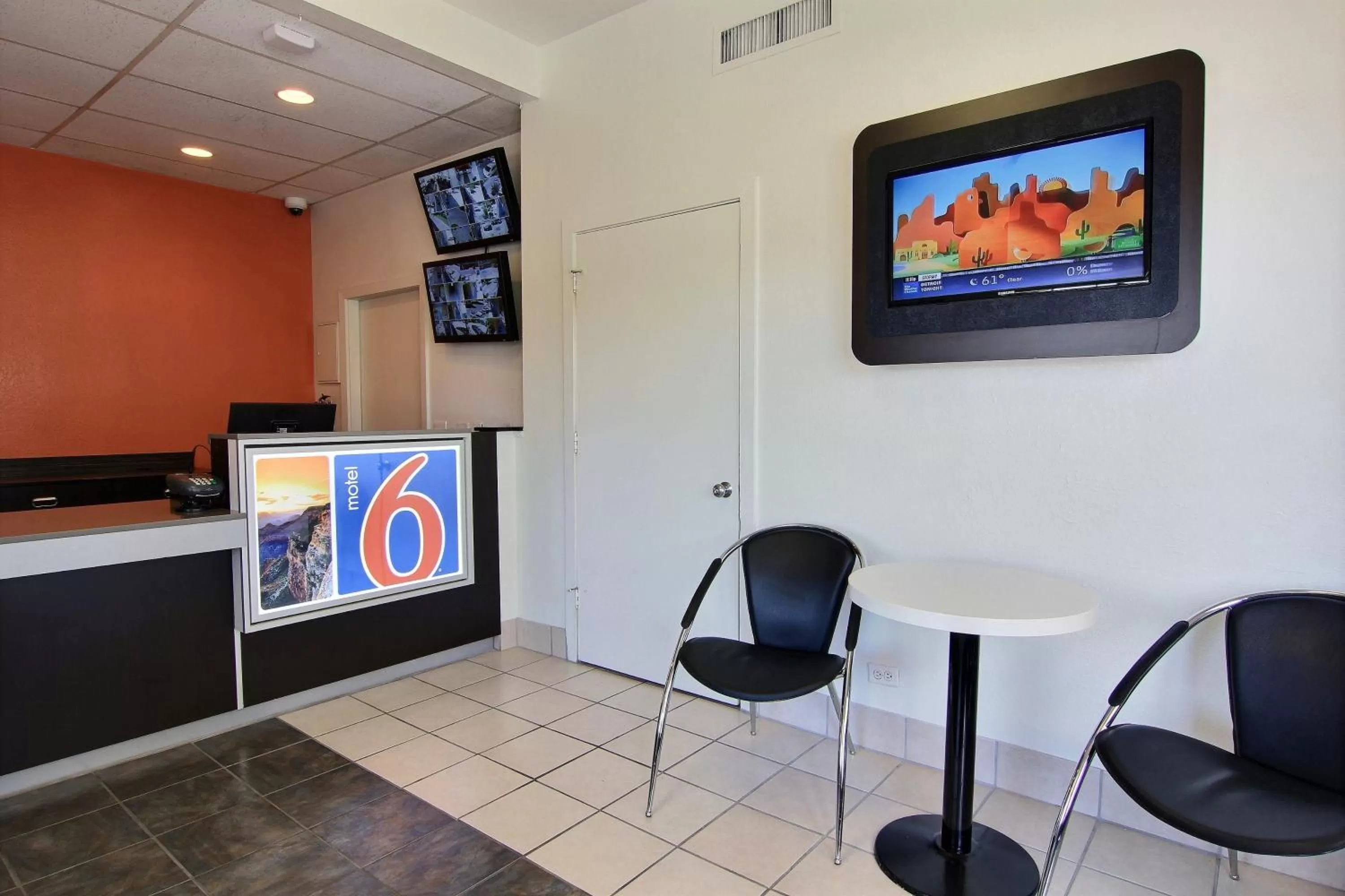 Lobby or reception in Motel 6 Austin, TX - Central Downtown UT