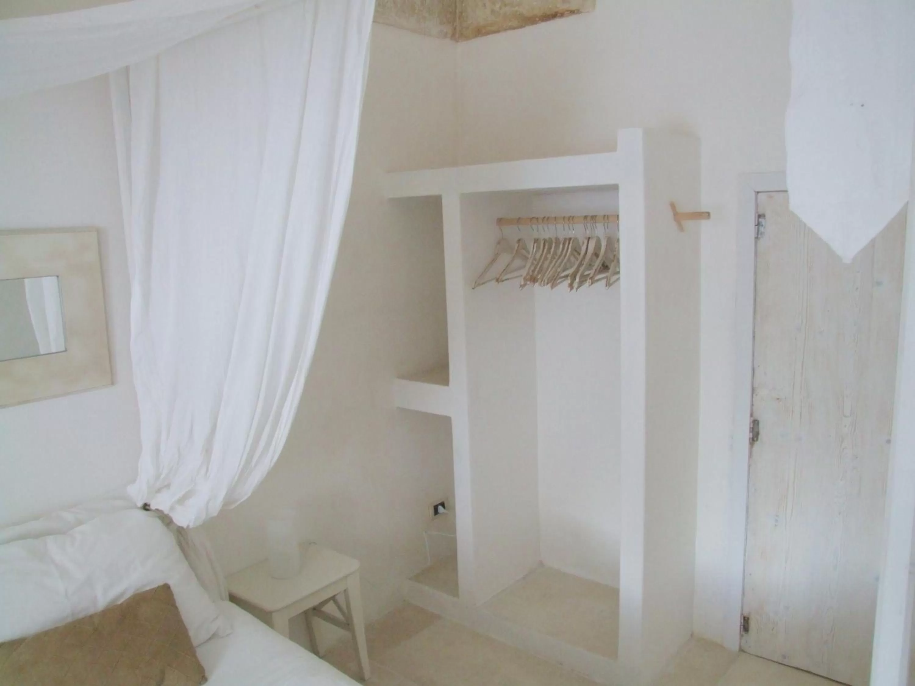 Decorative detail, Bed in Corte Moline