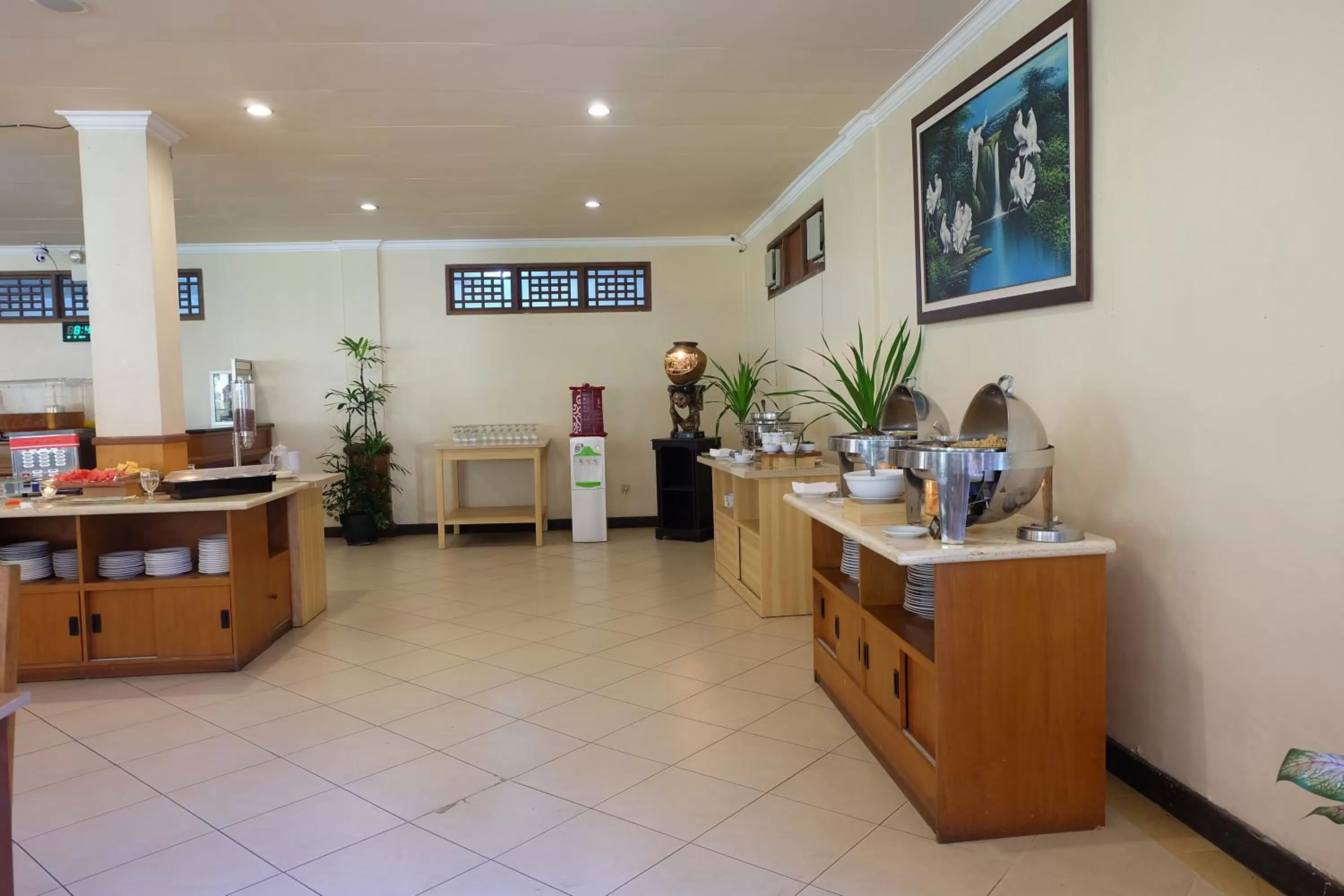 Restaurant/places to eat in Lombok Garden Hotel