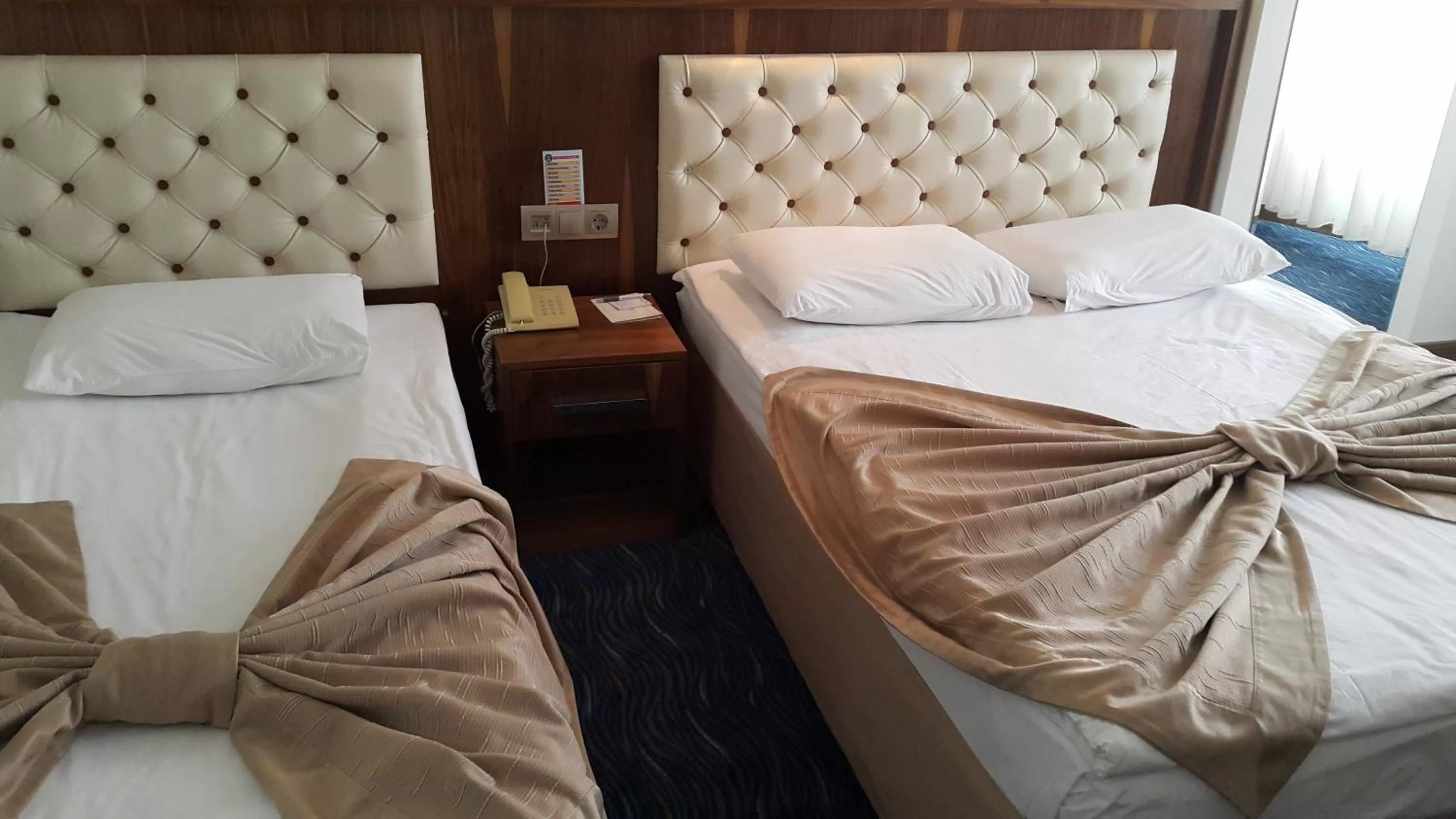 Bedroom, Bed in Miroglu Hotel