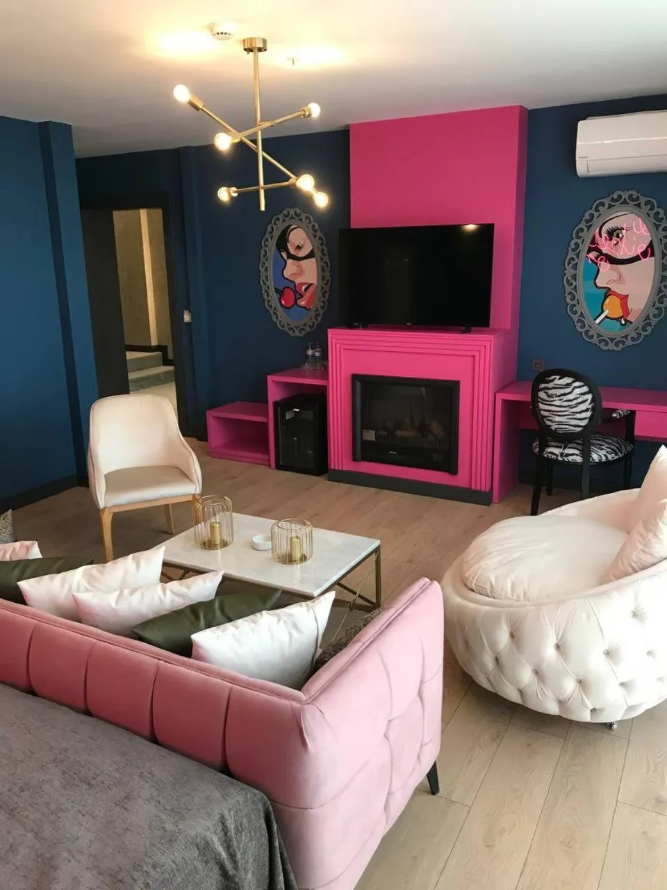 Seating area in Esila Hotel