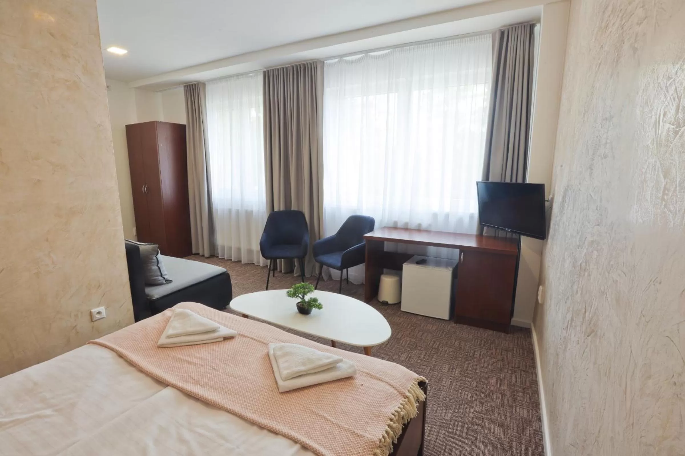 TV and multimedia, Bed in Hotel Slanica