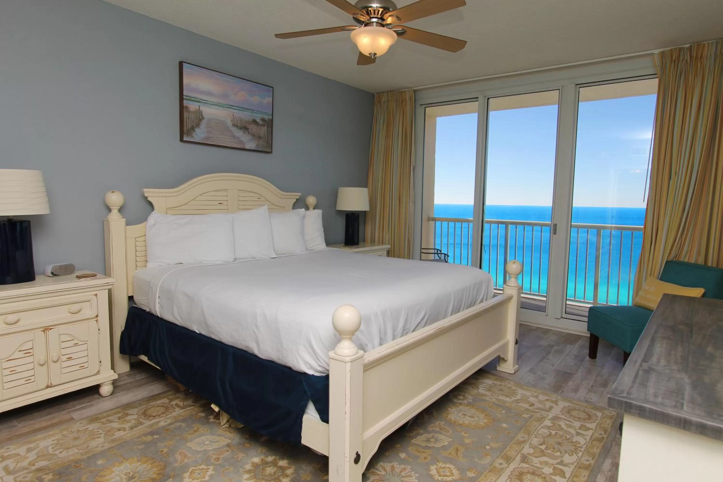 Bed in Majestic Beach Resort, Panama City Beach, Fl