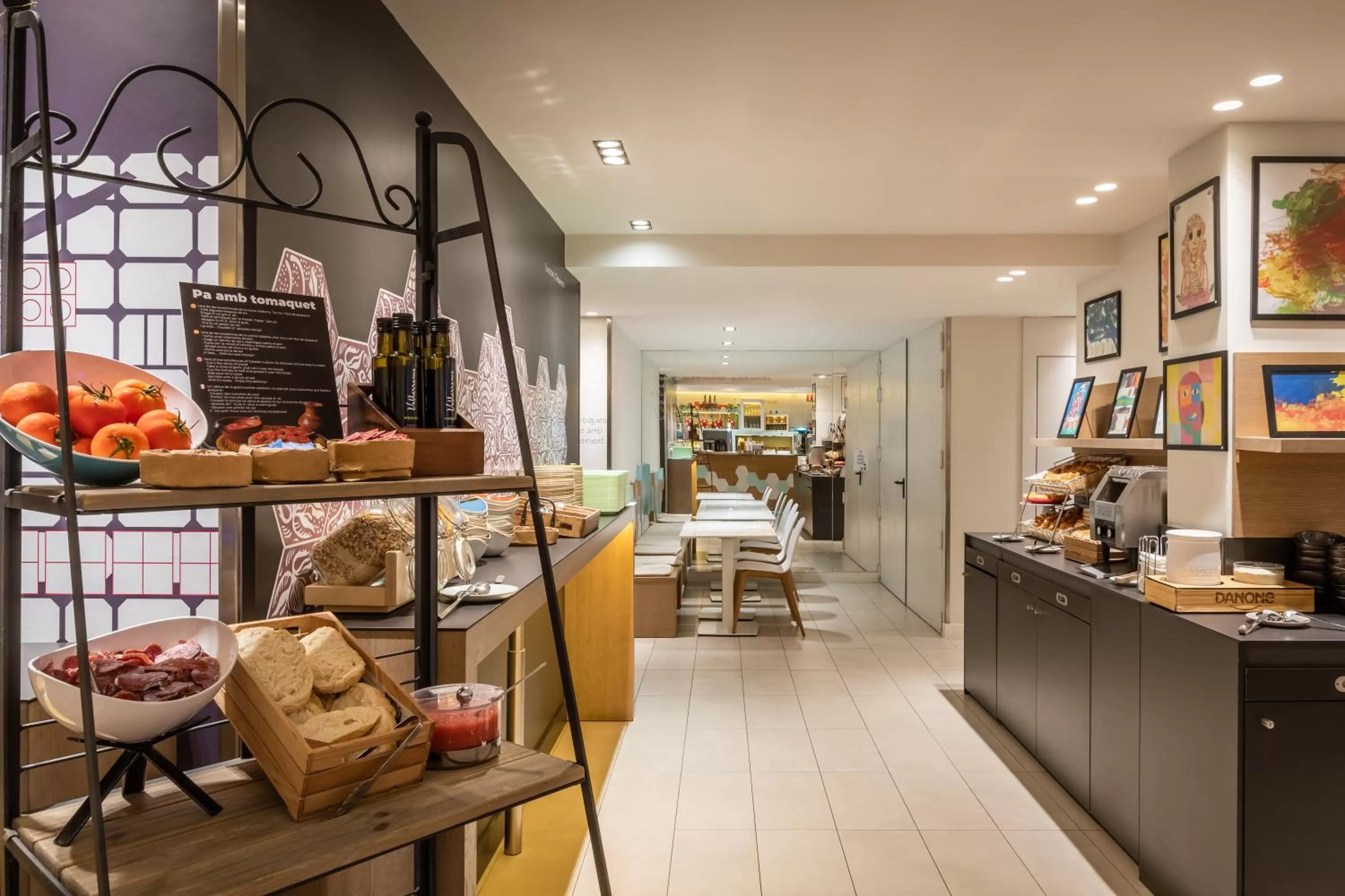 Breakfast in ibis Styles Barcelona Centre