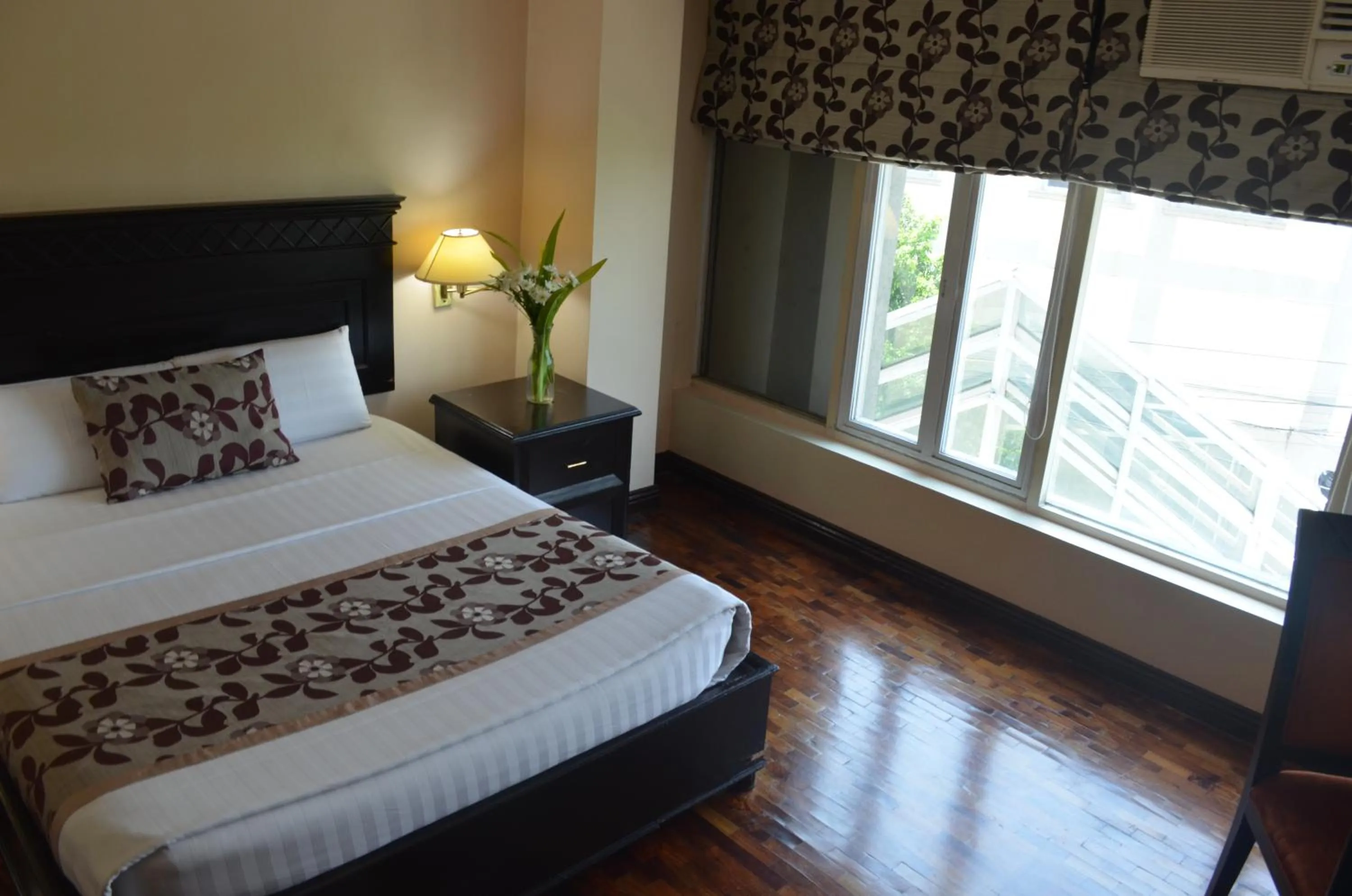 Bed in El Cielito Inn - Sta. Rosa