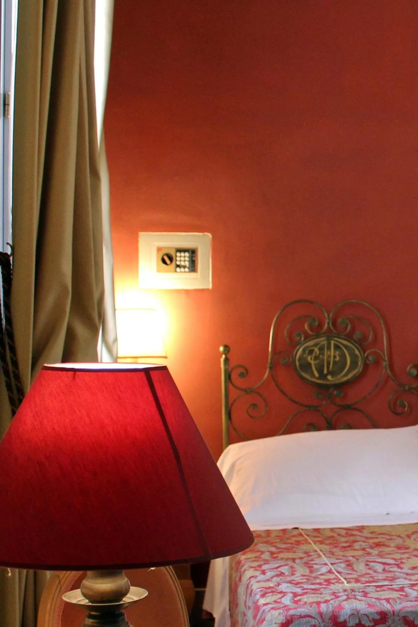 Bed in Albergo delle Drapperie