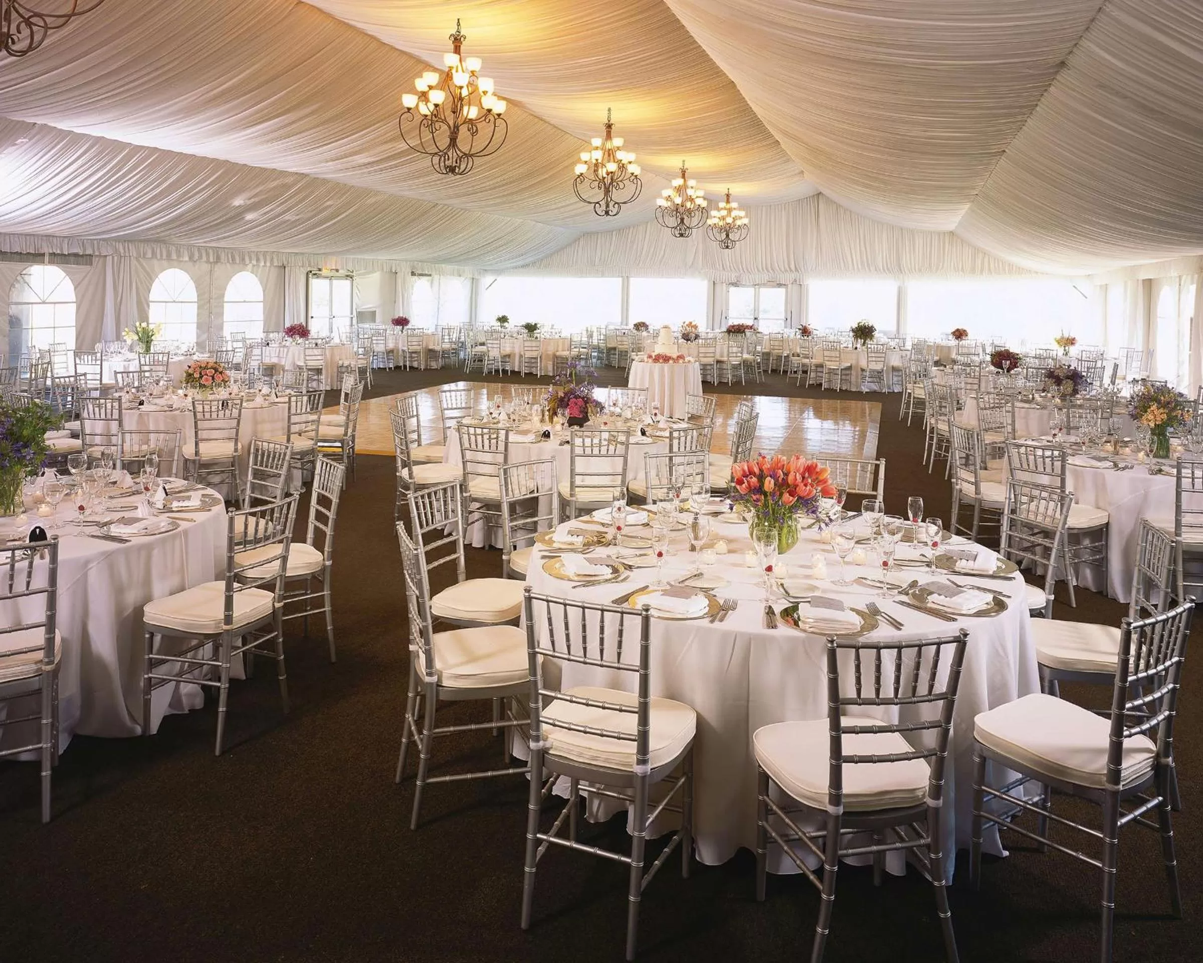Banquet/Function facilities in Eaglewood Resort & Spa