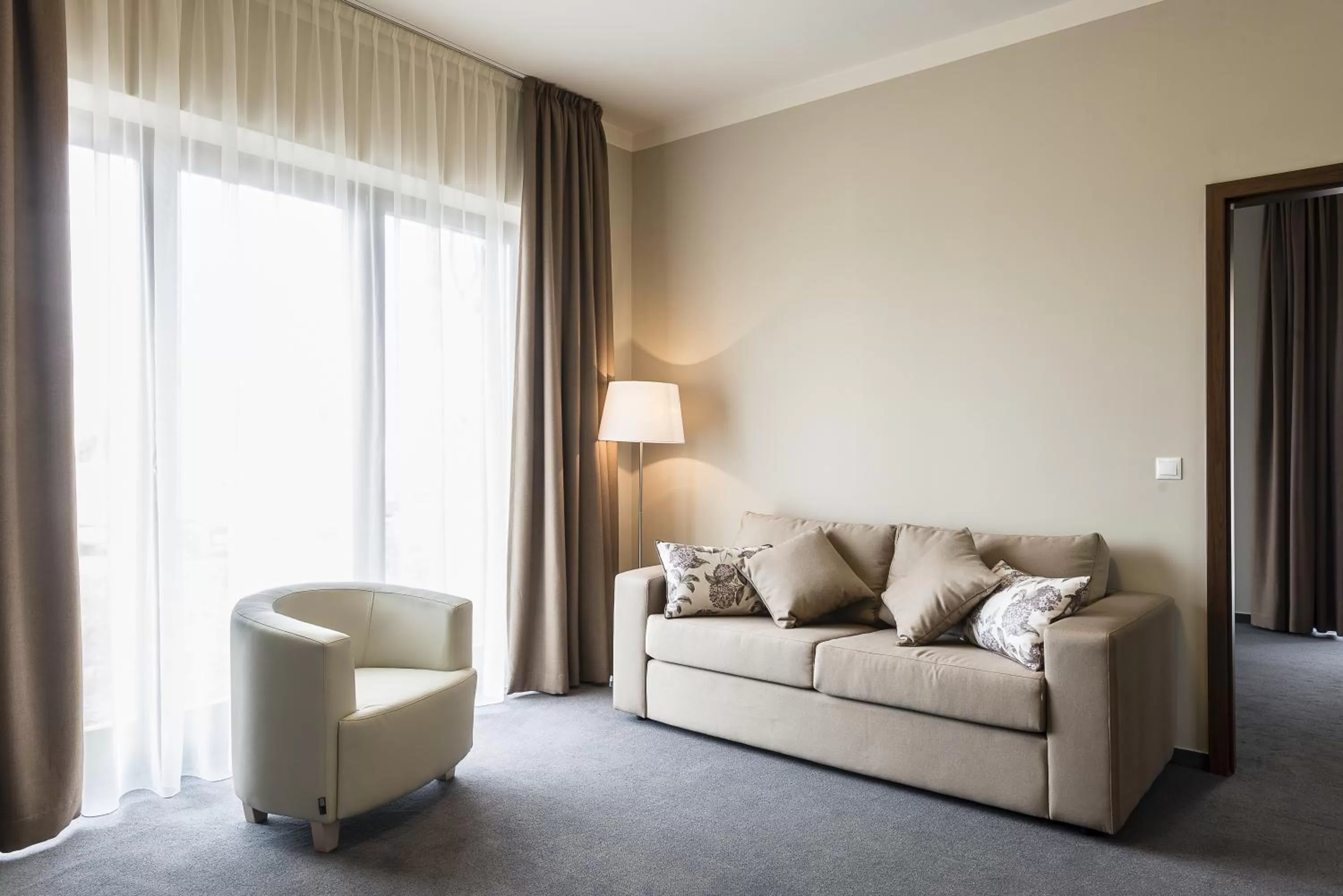 Bed, Seating Area in Levendula Hotel