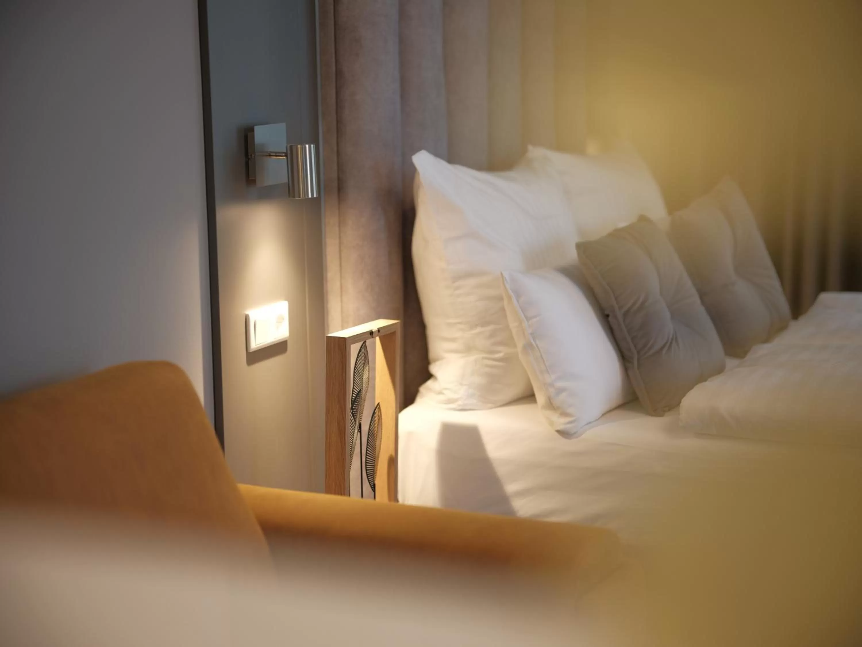 Bed in THE ROOMS - Hotel & House