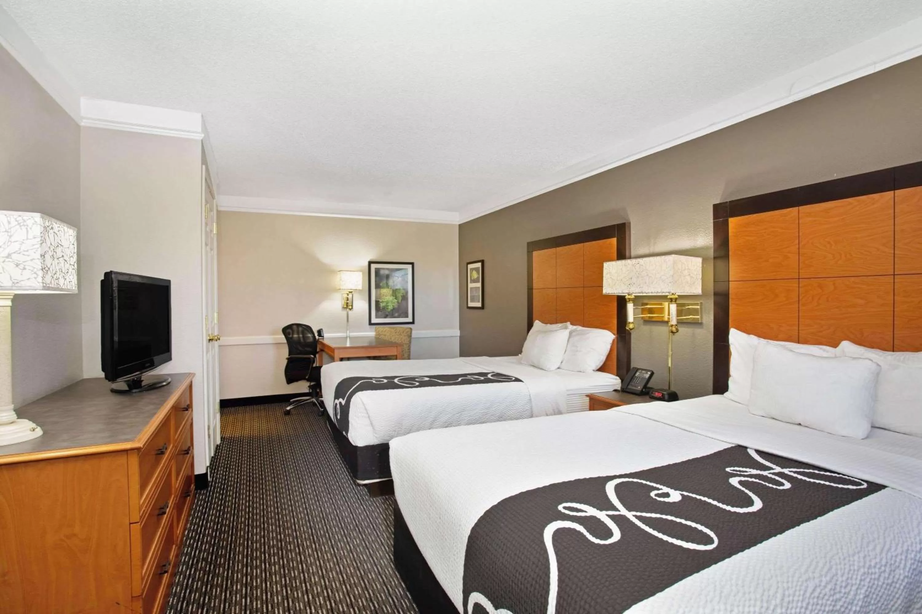 Bedroom, Bed in La Quinta Inn by Wyndham Denver Golden