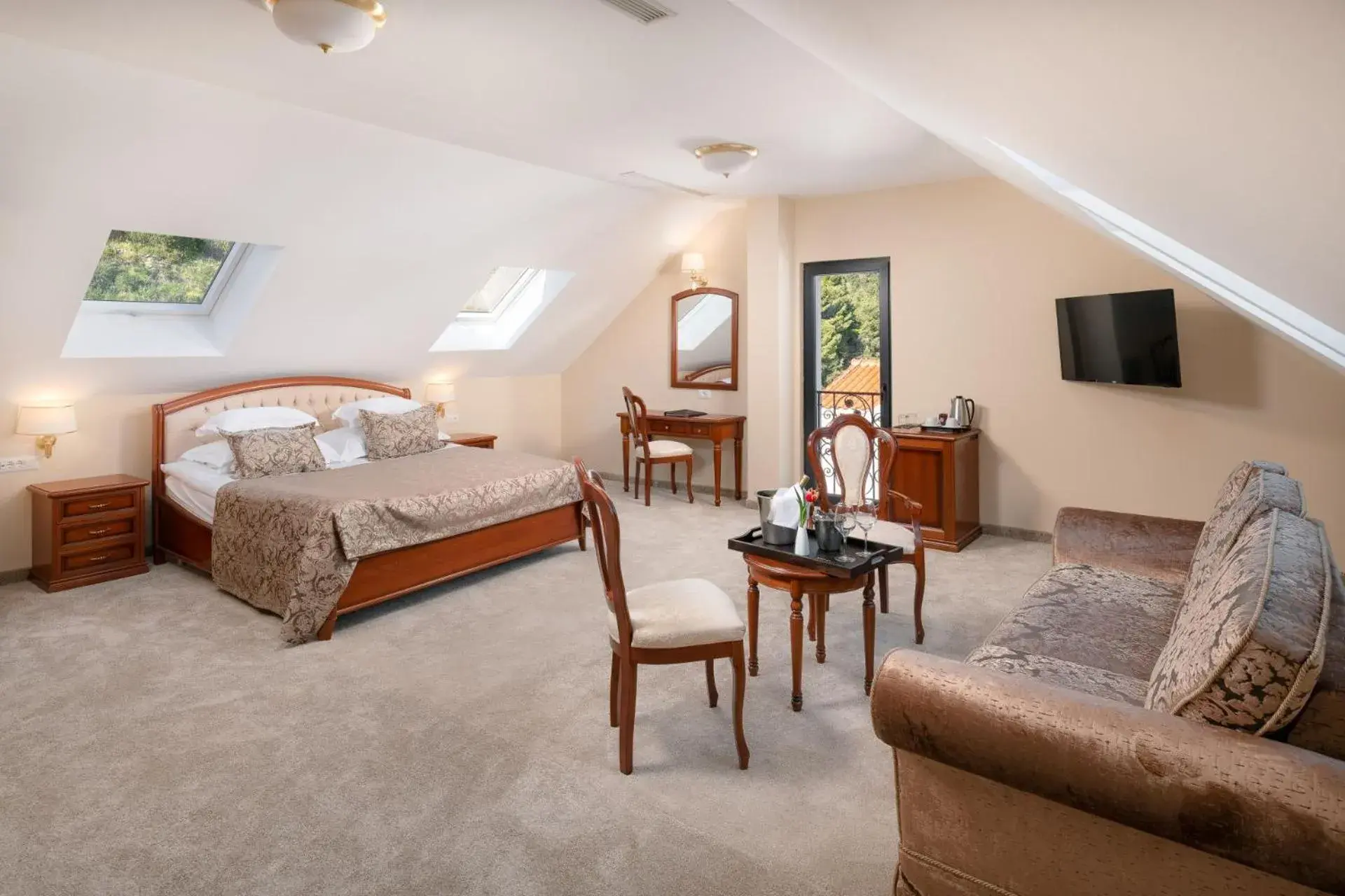 Junior Suite with Sea View - Free Parking in Hotel Cvita Junior Suite with Sea View - Free Parking in Hotel Cvita