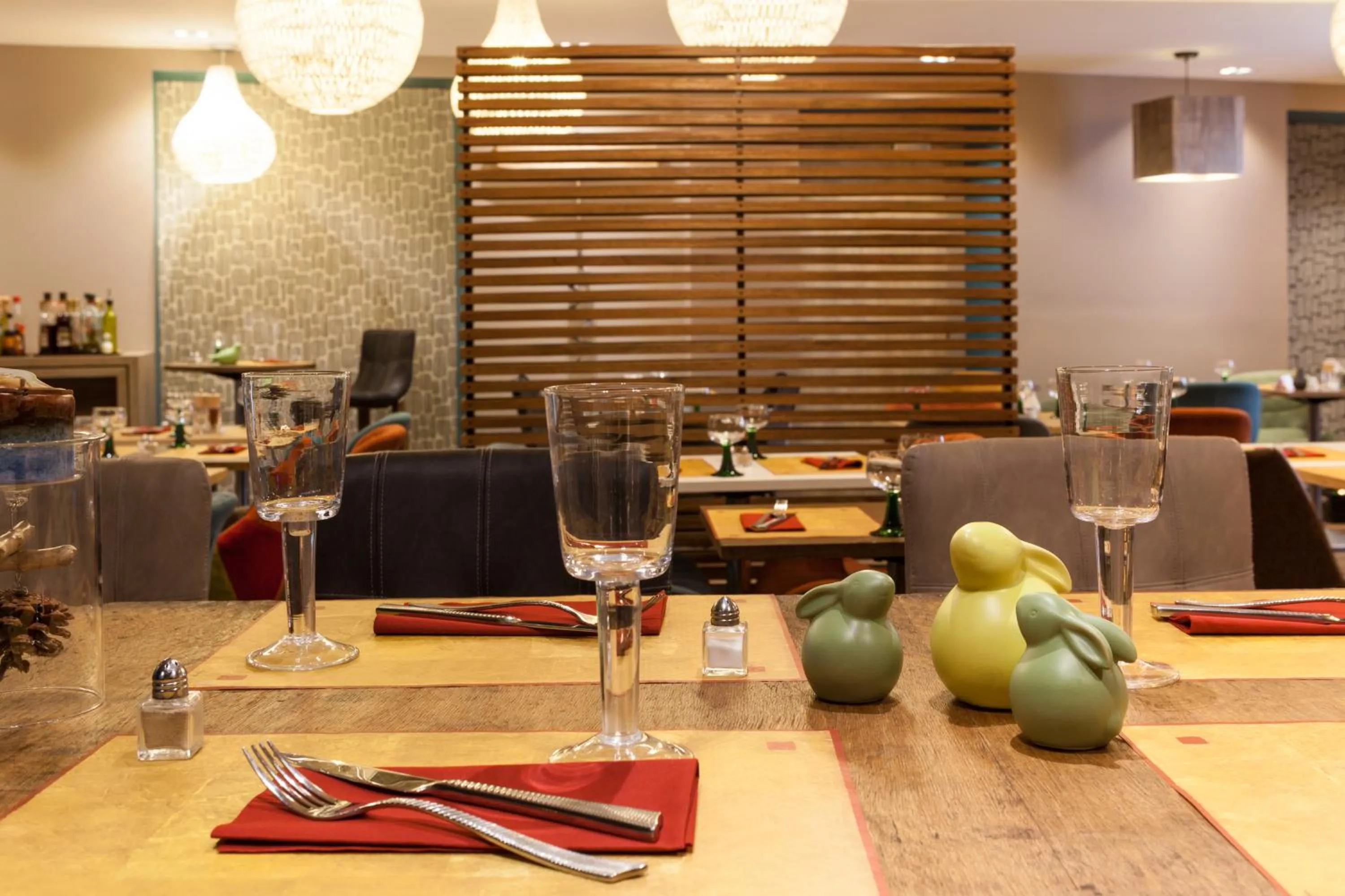 Restaurant/places to eat in ibis Styles Chaumont Centre Gare