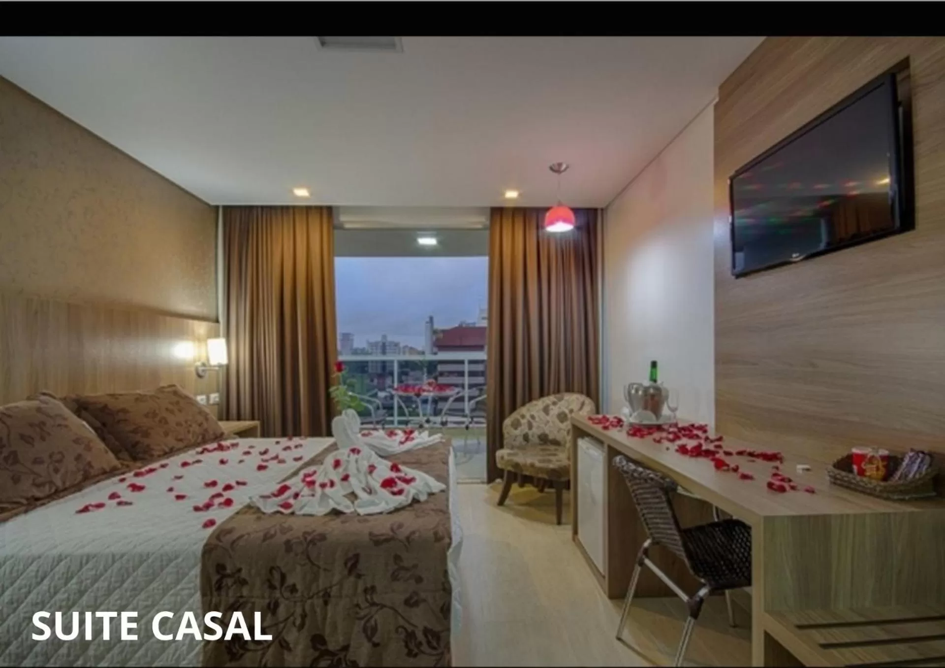 Photo of the whole room, Bed in Foz Presidente Comfort Hotel