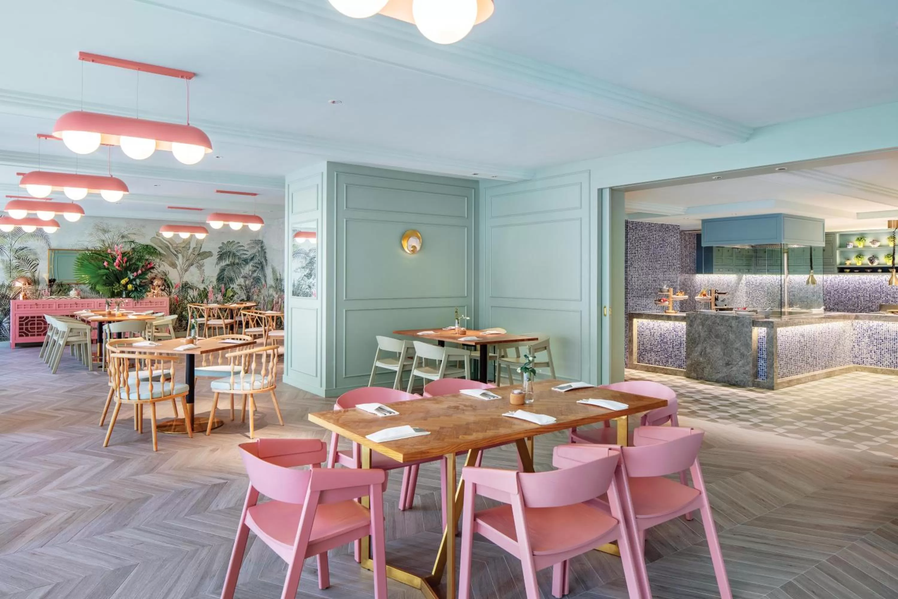 Restaurant/places to eat in PARKROYAL on Beach Road, Singapore