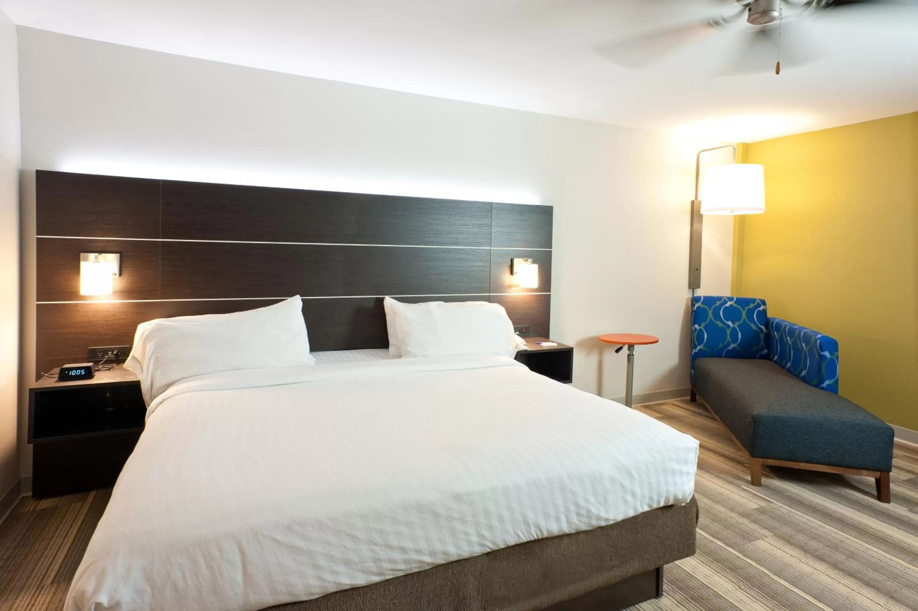 Holiday Inn Express Hotel & Suites Scott-Lafayette West by IHG