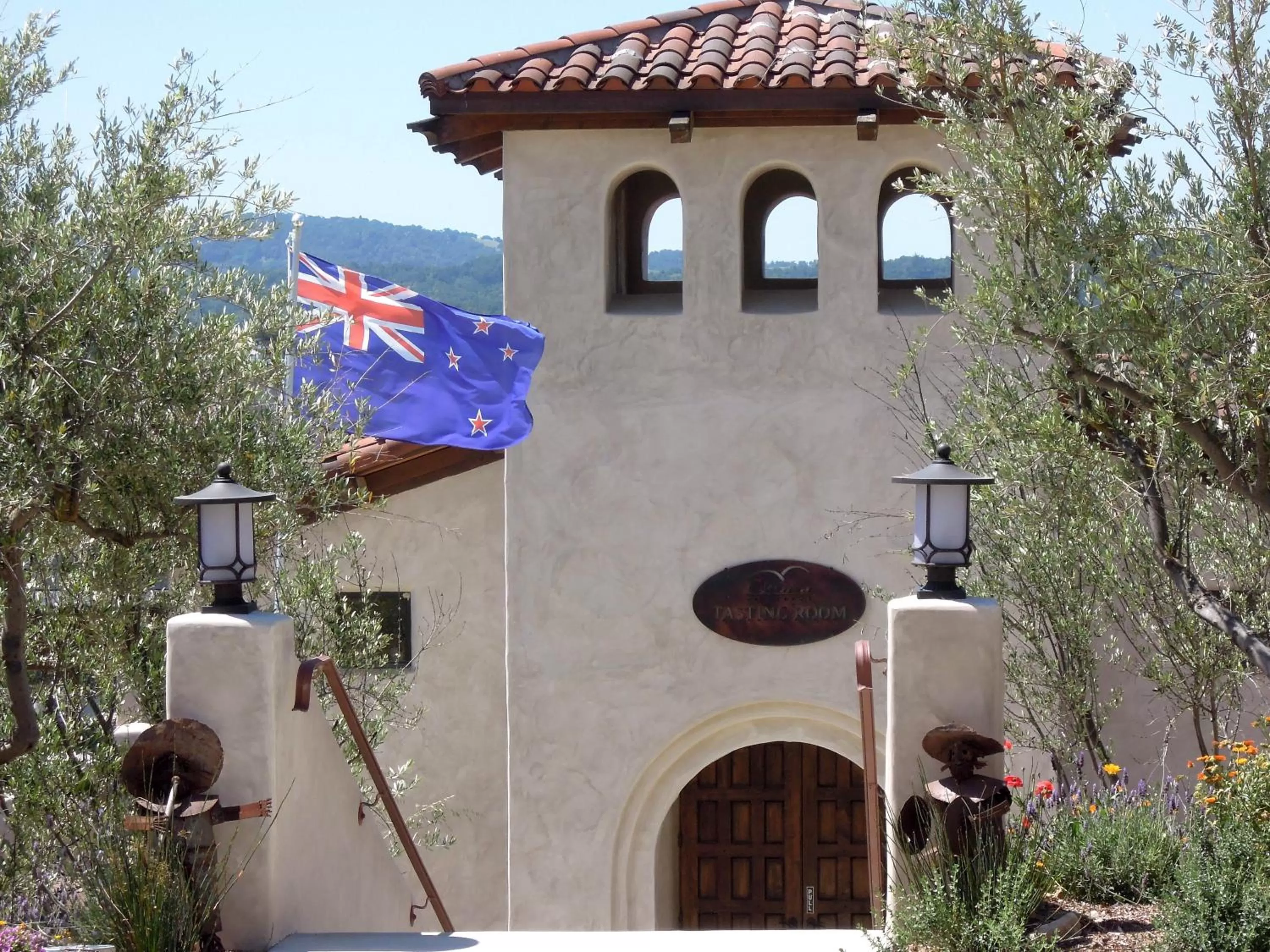 Facade/entrance, Property Building in Croad Vineyards - The Inn