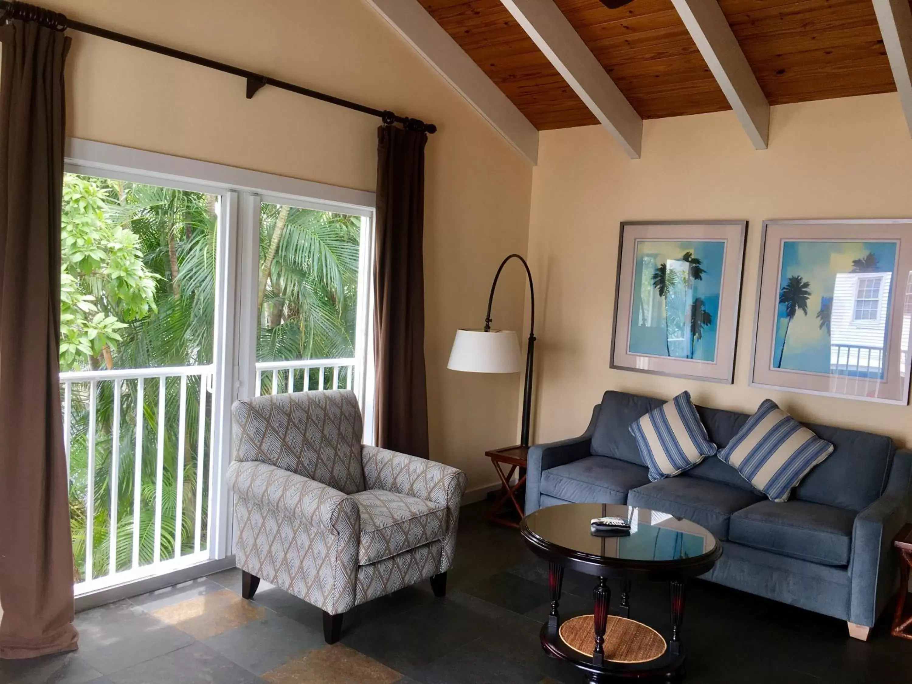 Superior King Suite in Douglas House Superior King Suite in Douglas House