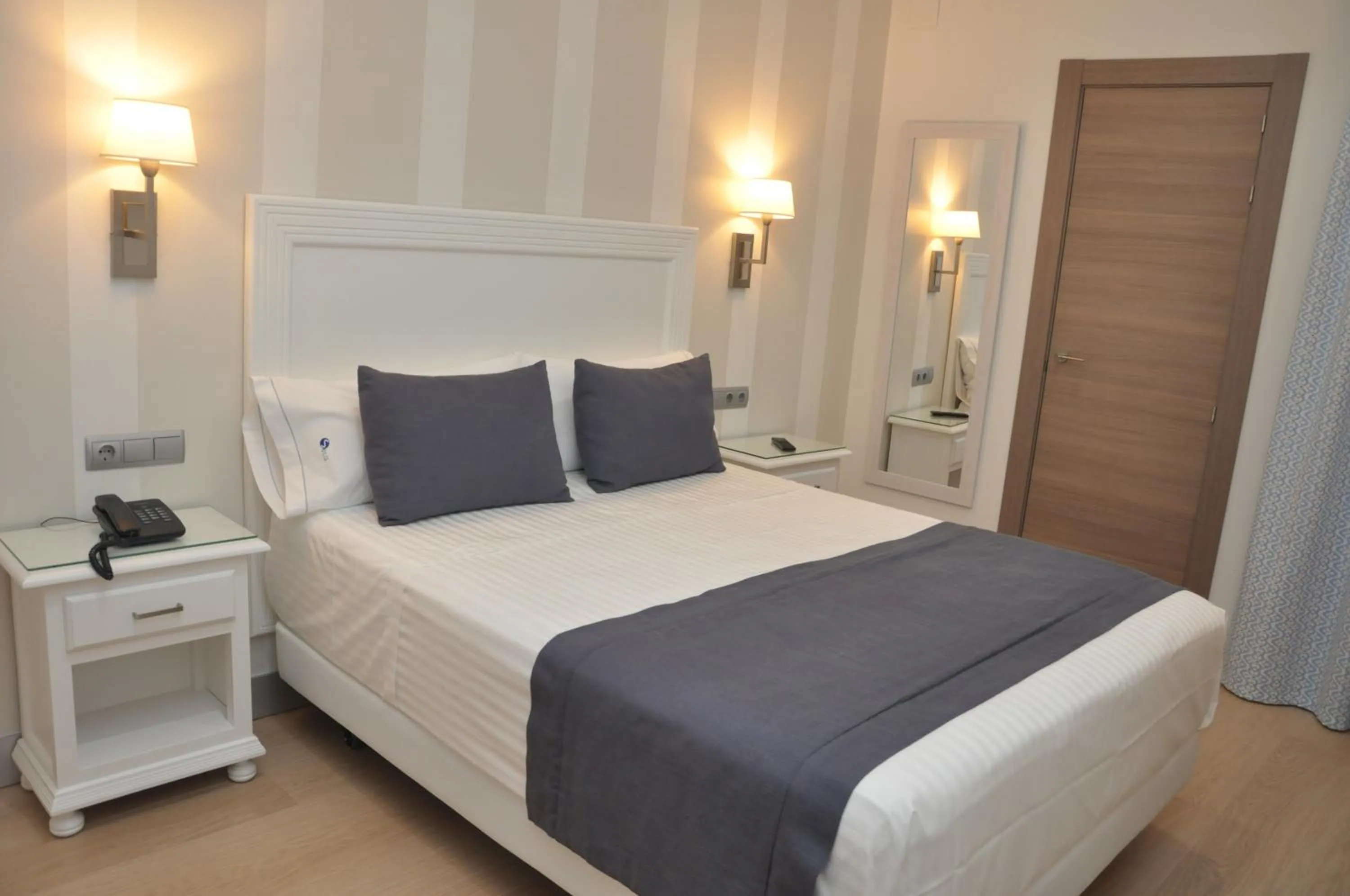 Decorative detail, Bed in Hotel Selu