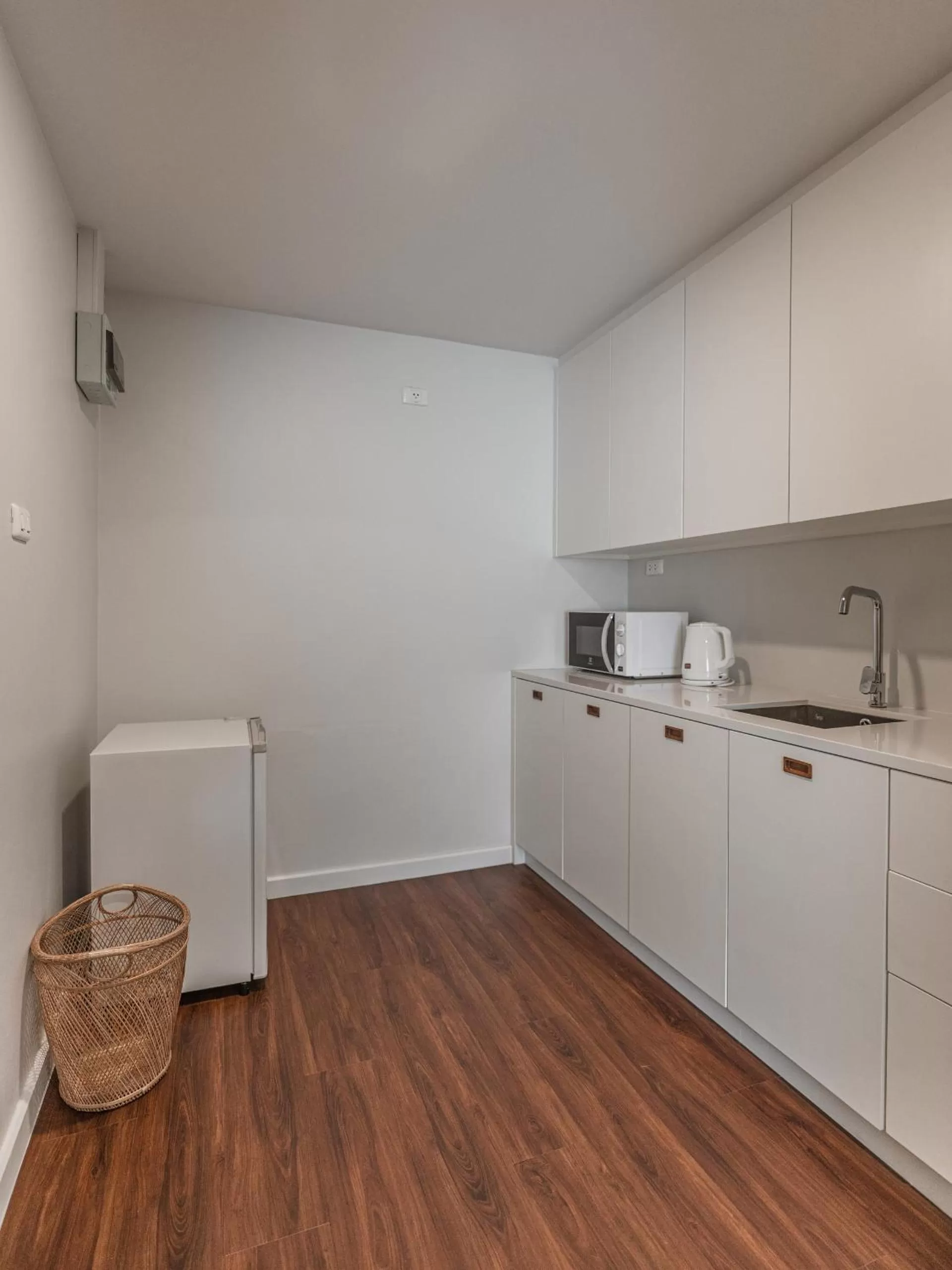 Kitchen or kitchenette in The Earth Hotel