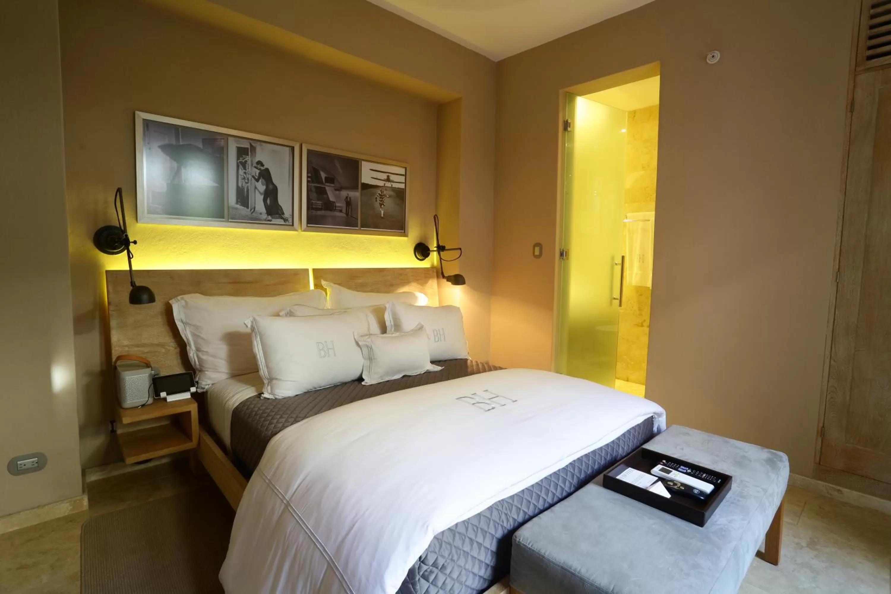 Bed in Billini Hotel, Historic Luxury