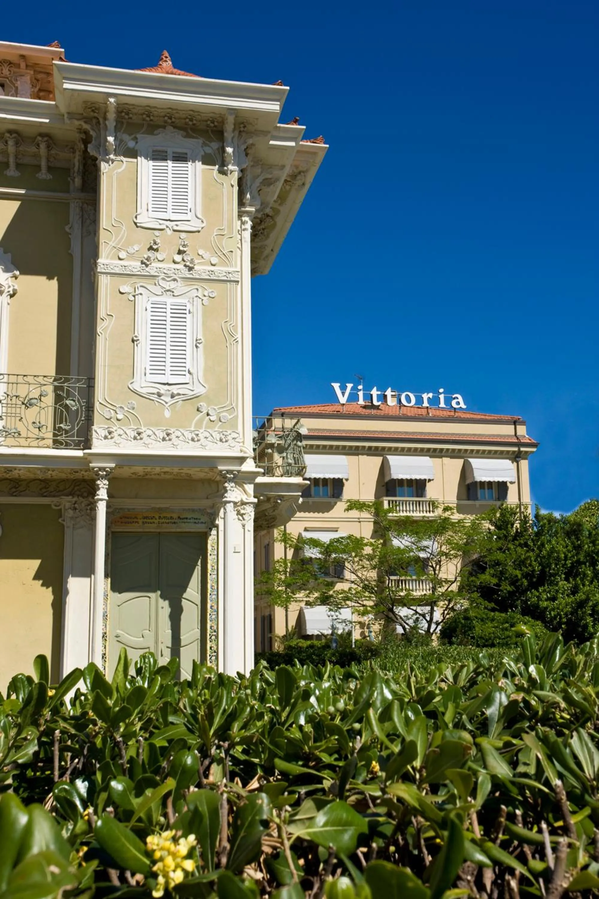 Facade/entrance in Hotel Vittoria