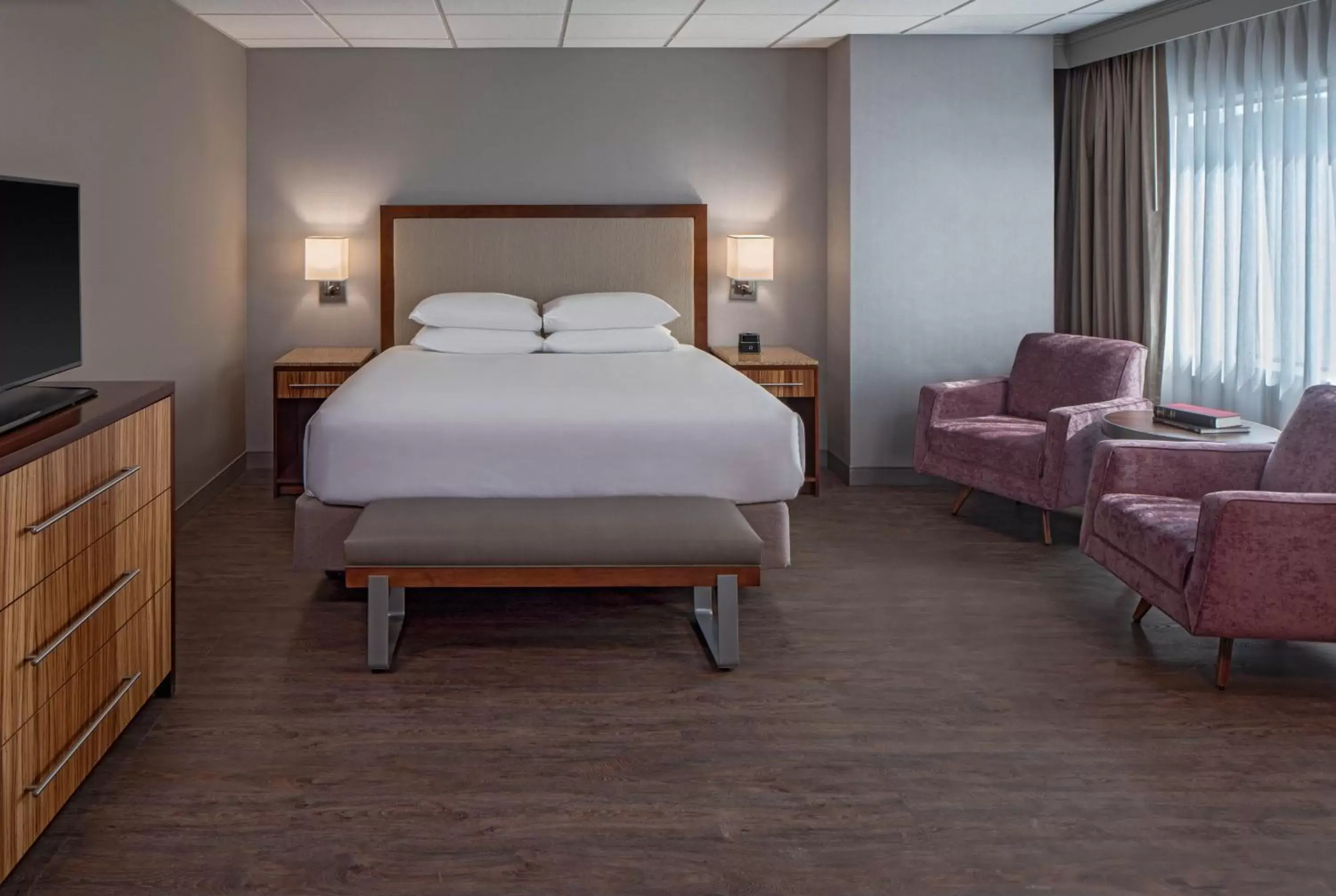 Premier King Room in Hyatt Regency Denver Tech Center Premier King Room in Hyatt Regency Denver Tech Center