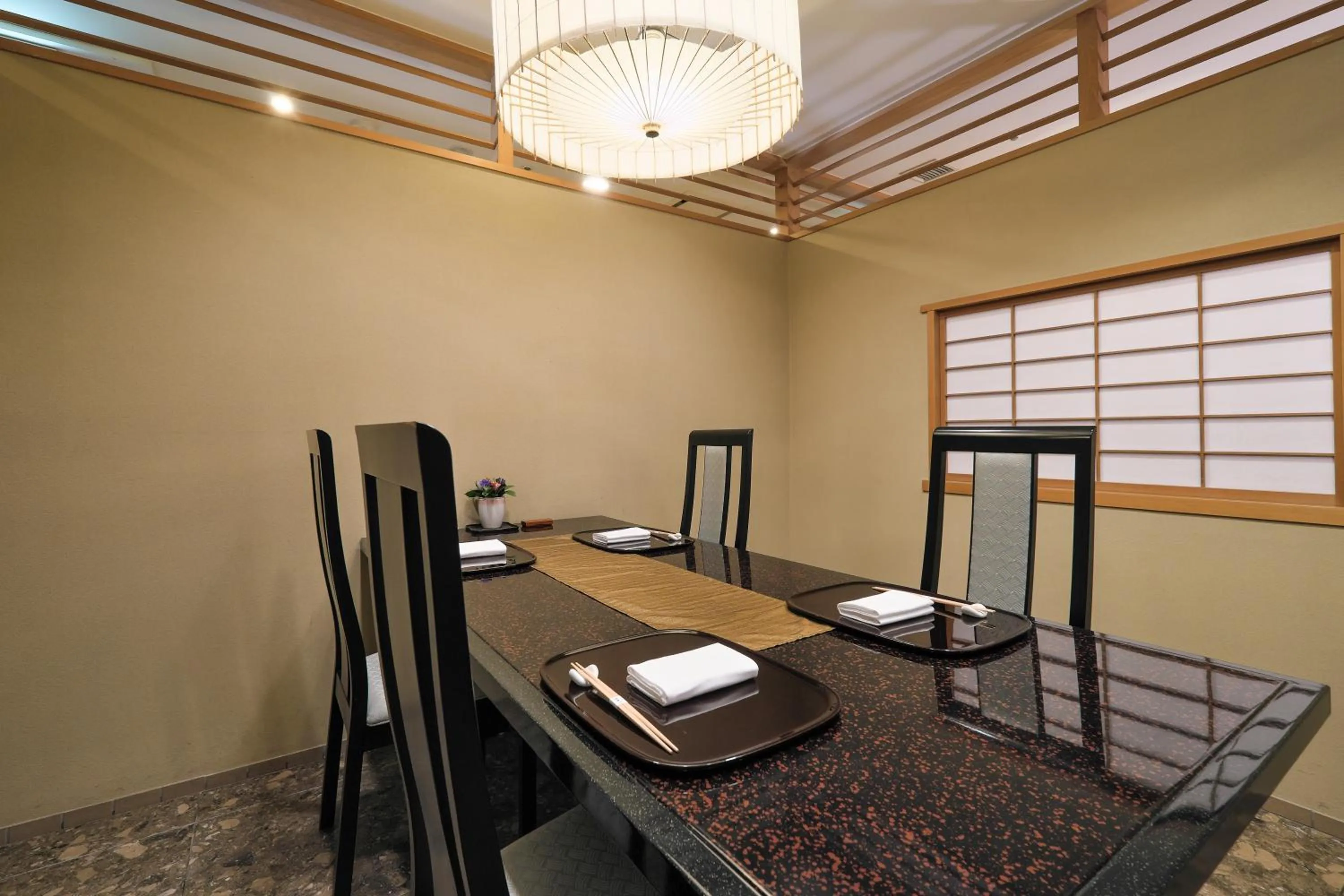 Restaurant/places to eat in Hotel Nikko Princess Kyoto