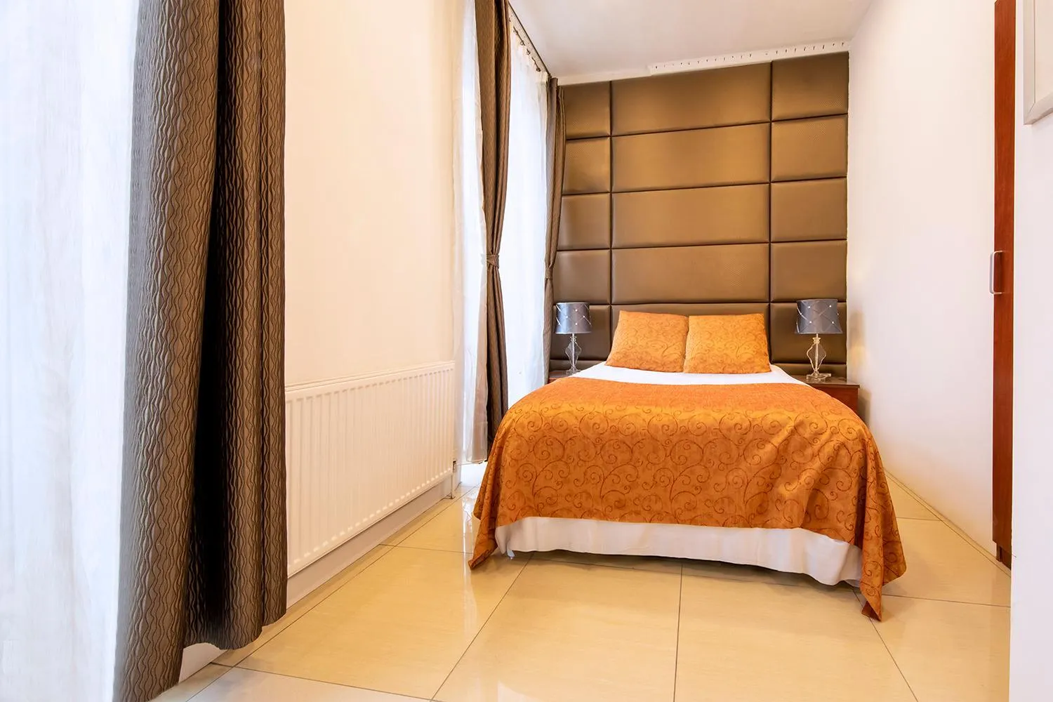 Bed in City Inn Russell Square