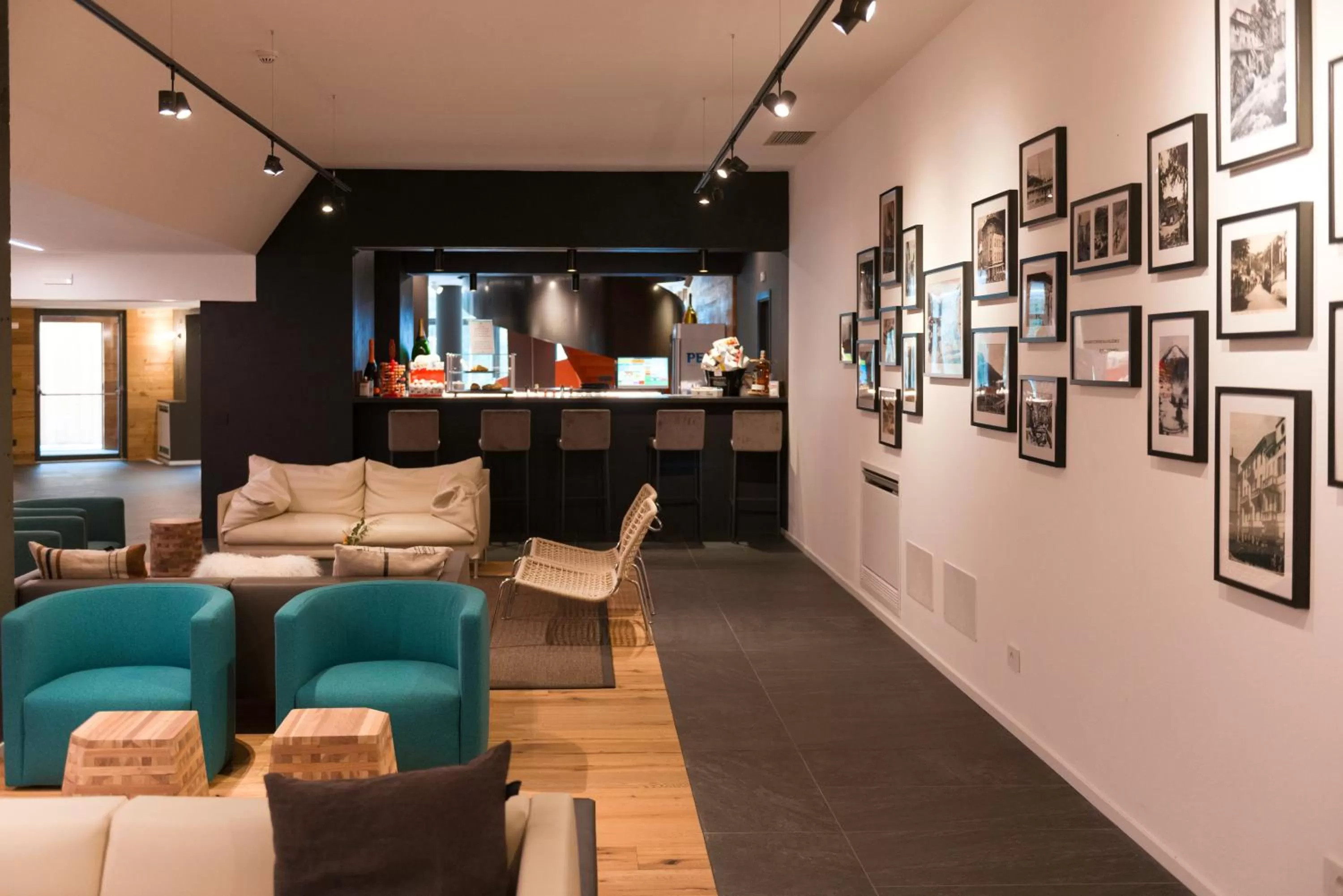 Restaurant/places to eat in Residence Adamello Resort