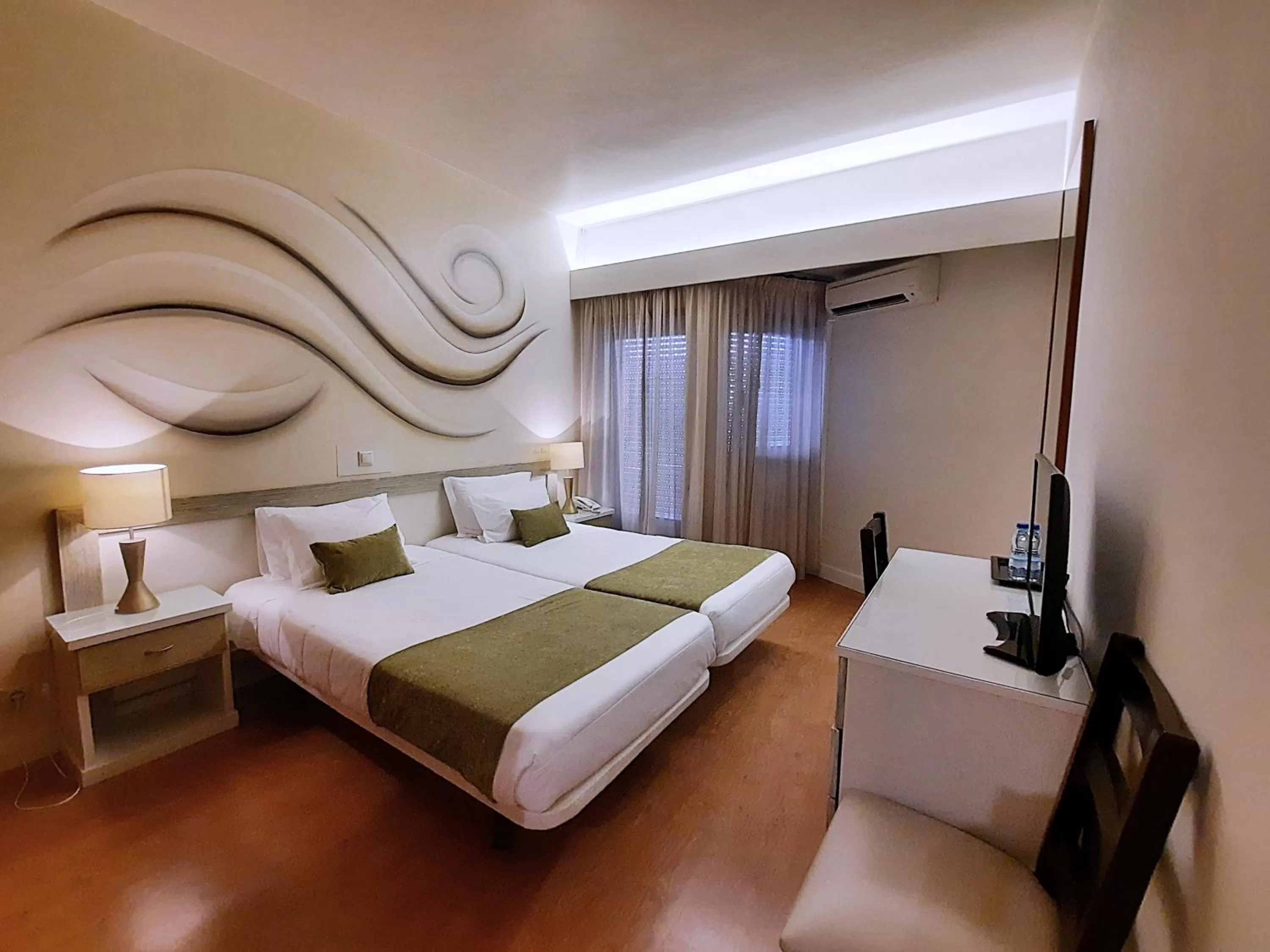 Bed in Hotel Aleluia