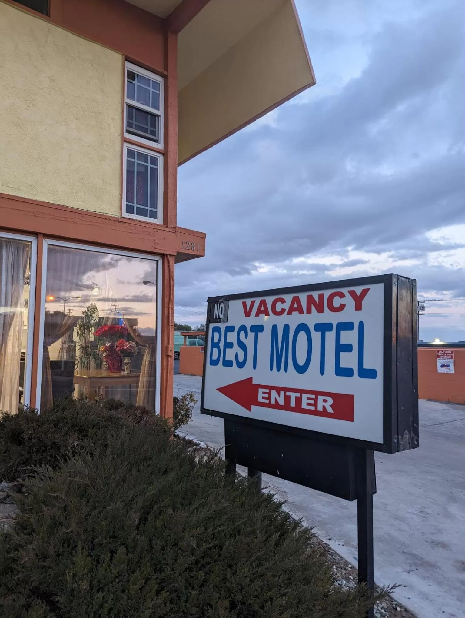 Property building in BEST MOTEL on Historic Route 66, Barstow