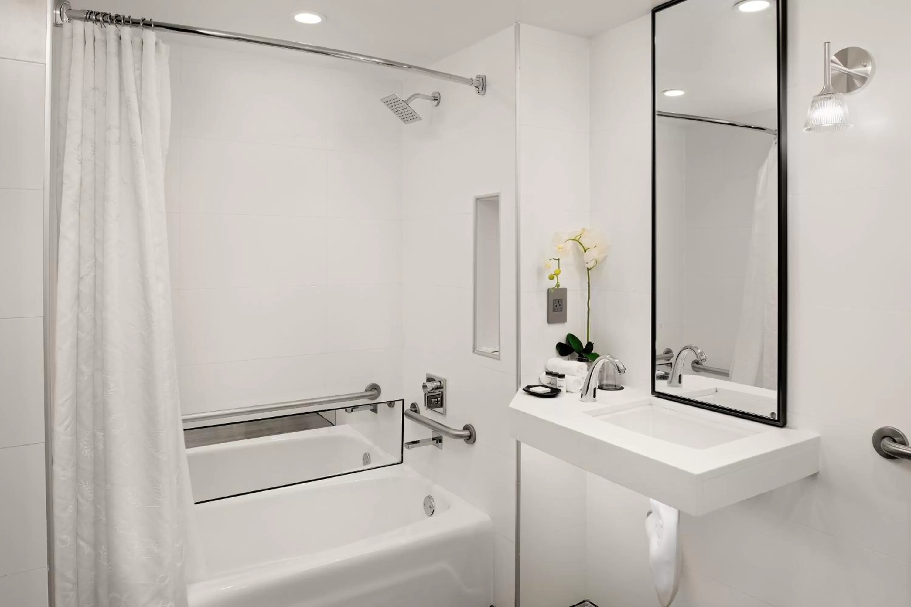 Bathroom in Sheraton Universal