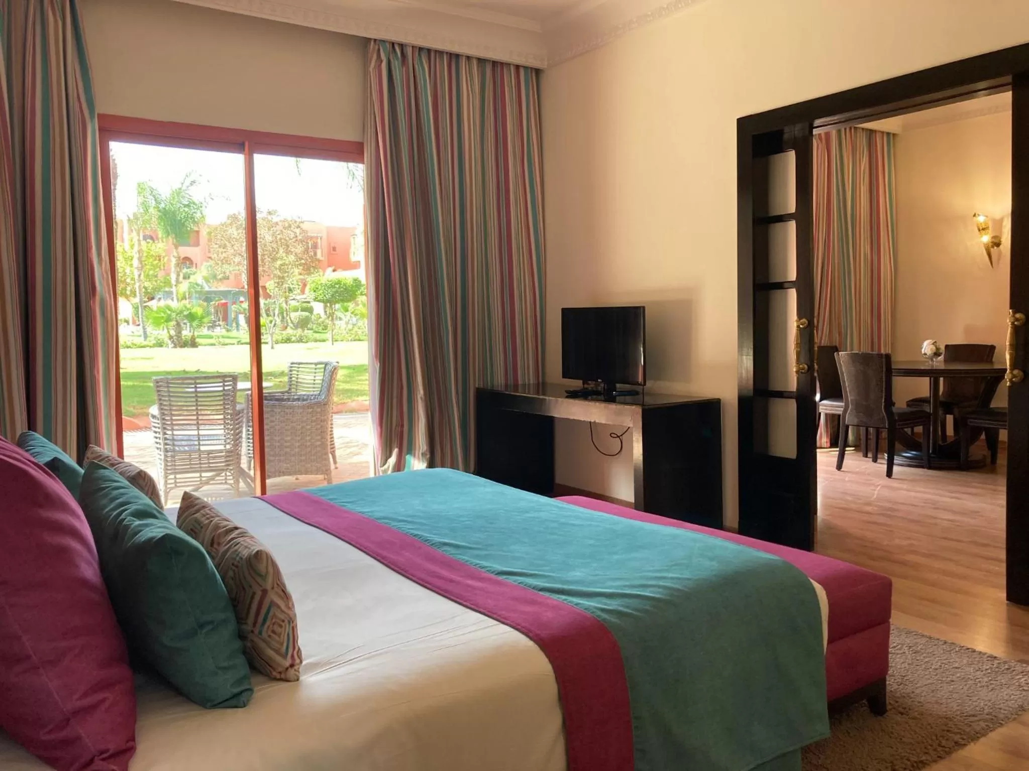 Property building, Bed in Palm Plaza Marrakech