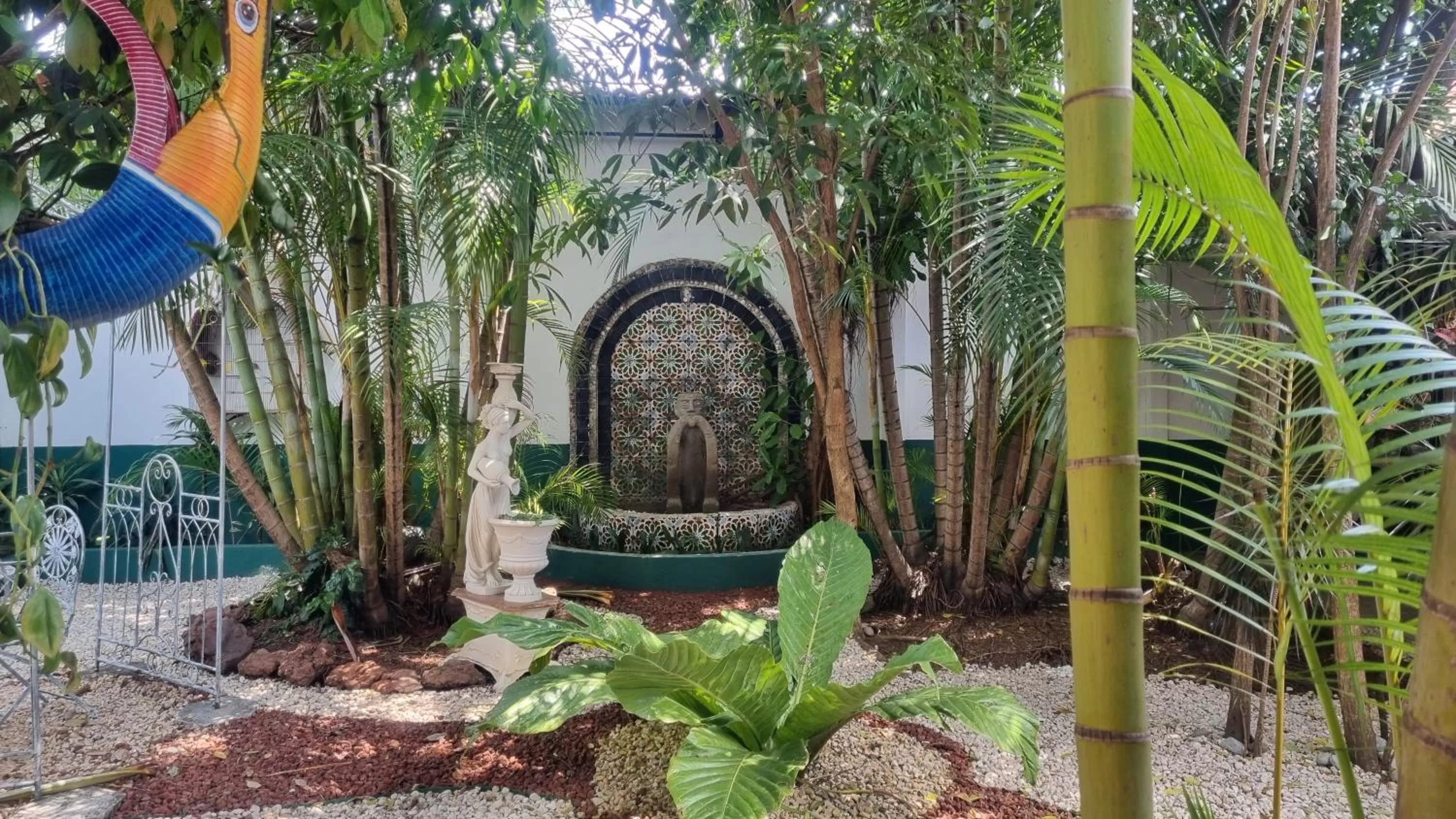 Garden in Hotel 1492