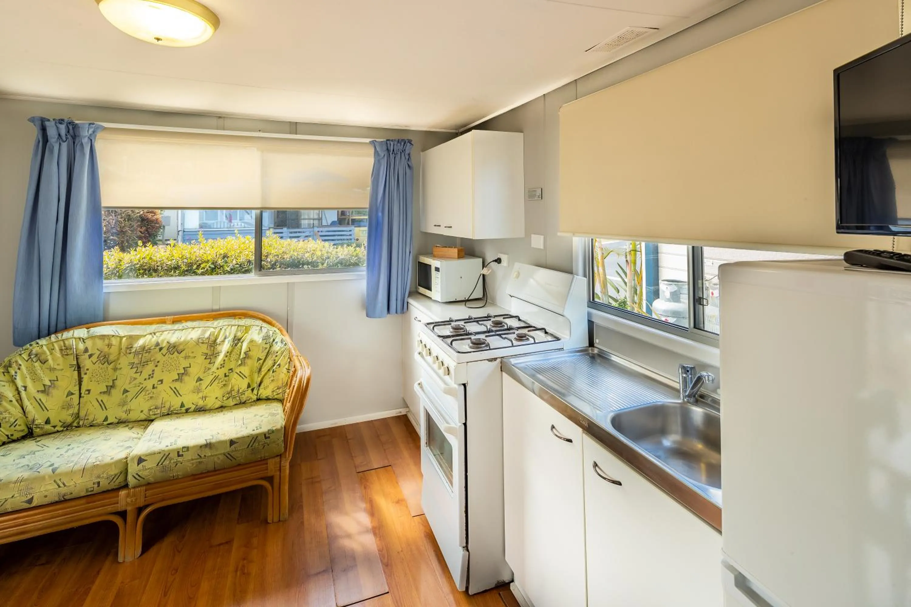 Kitchen or kitchenette in Ingenia Holidays Nambucca Heads