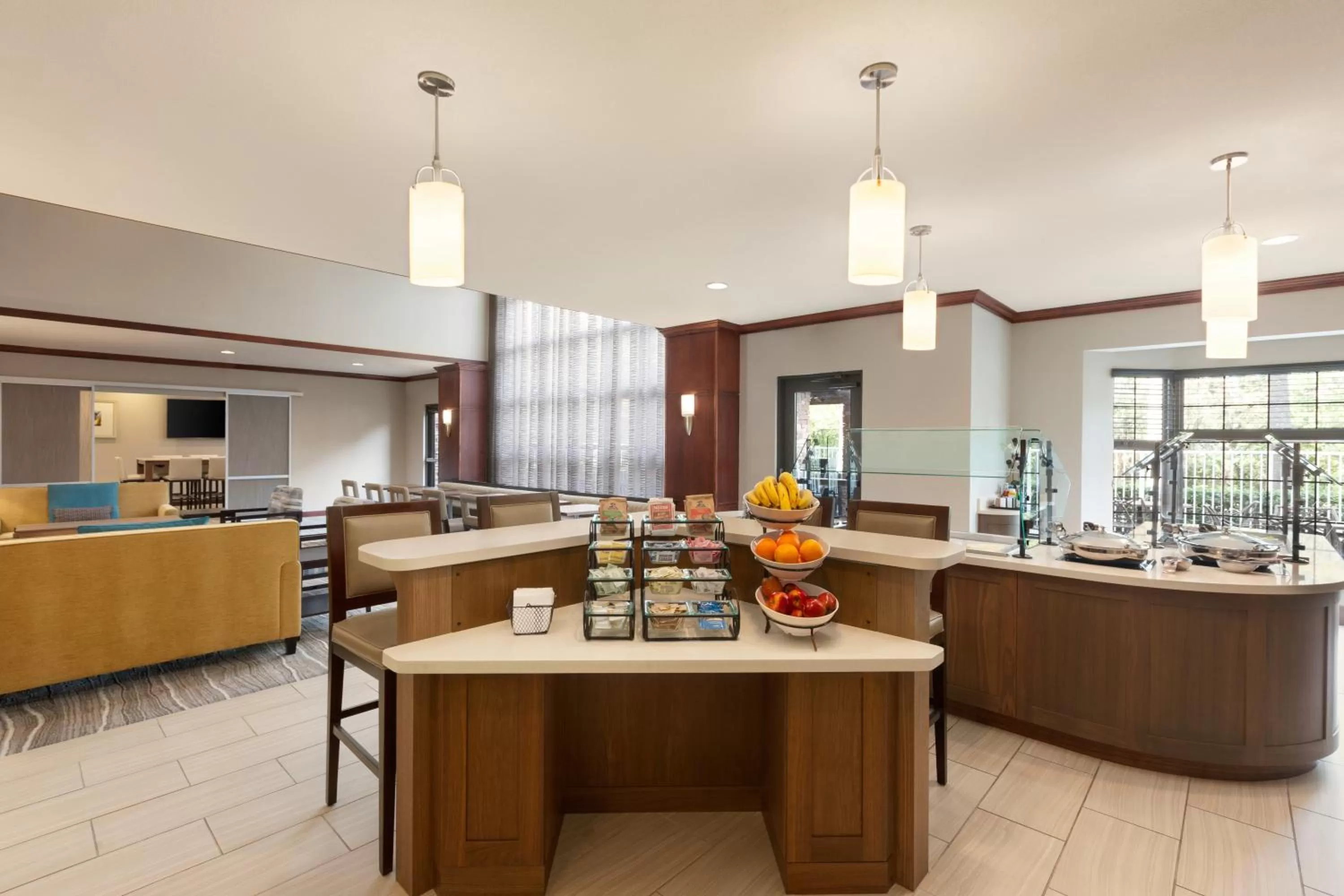 Restaurant/places to eat in Staybridge Suites Tampa East- Brandon by IHG