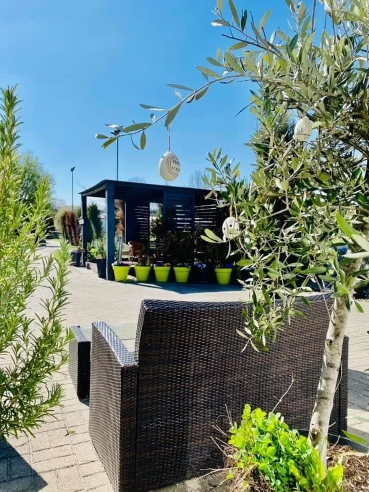 Garden in Kraft Hotel A61 Worms - Alzey