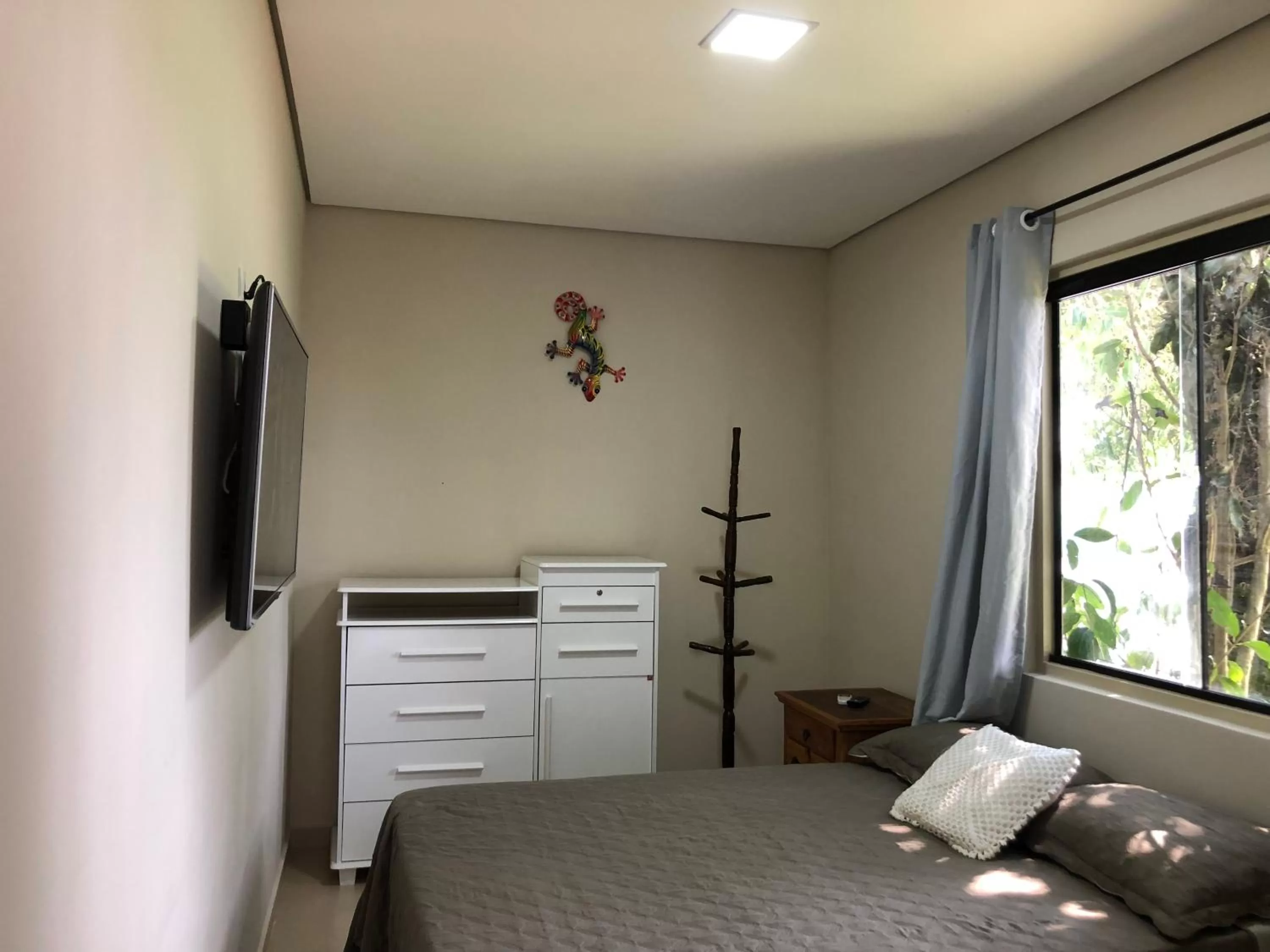 Bedroom, Bed in Pousada Ondas de Floripa