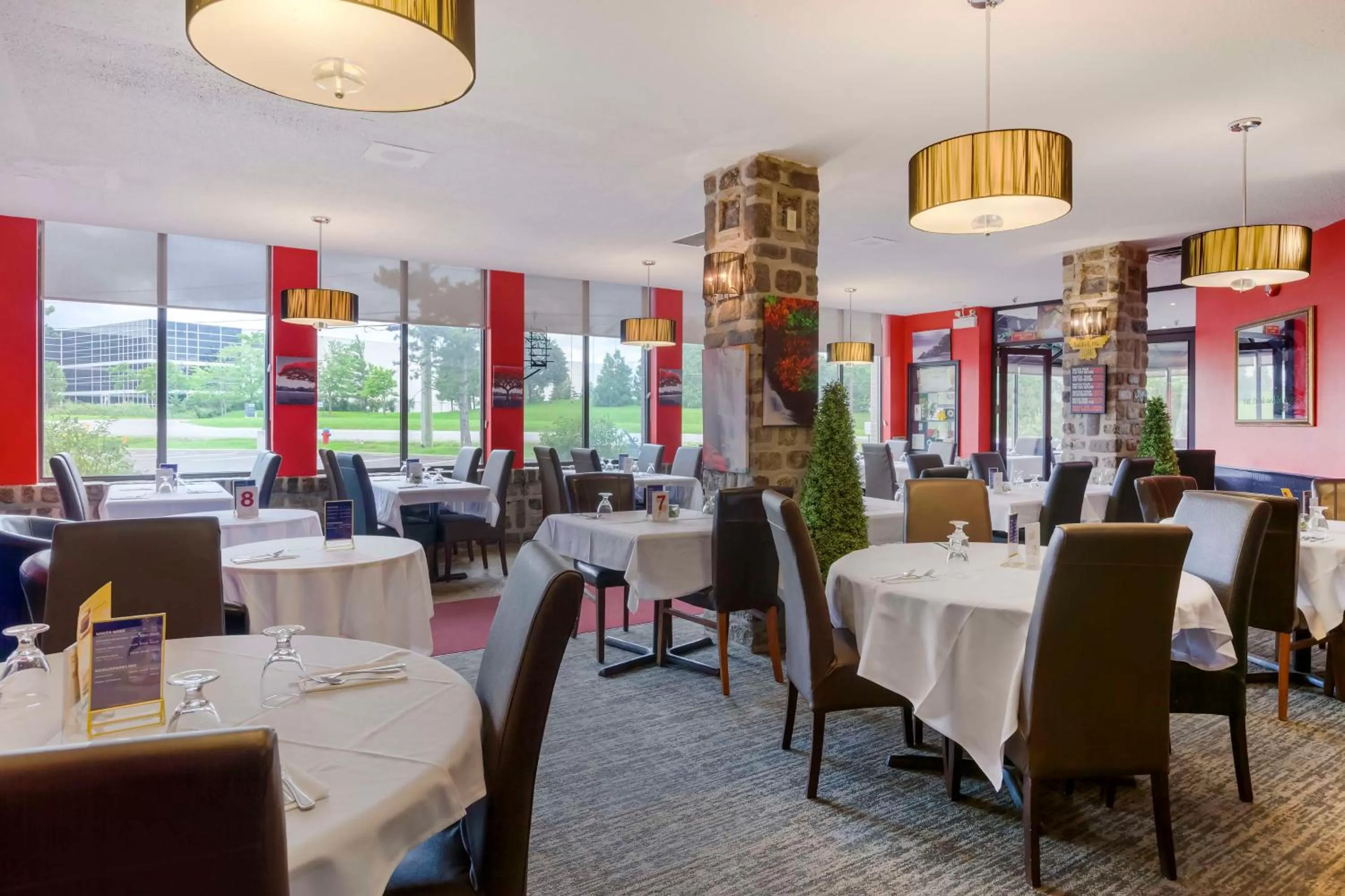 Restaurant/places to eat in Best Western Milton