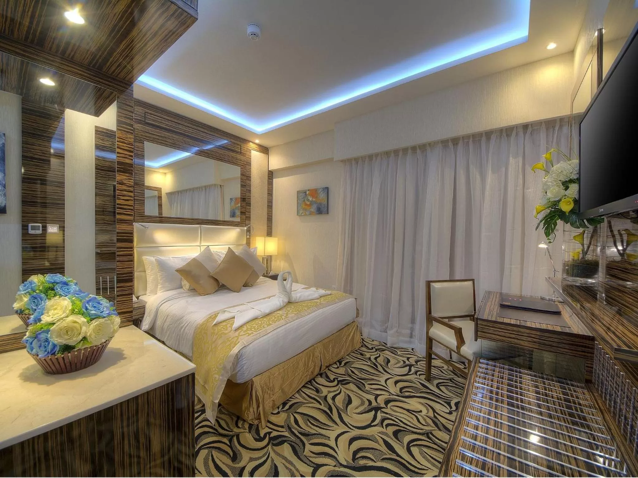 Bedroom, Bed in Orchid Vue Hotel