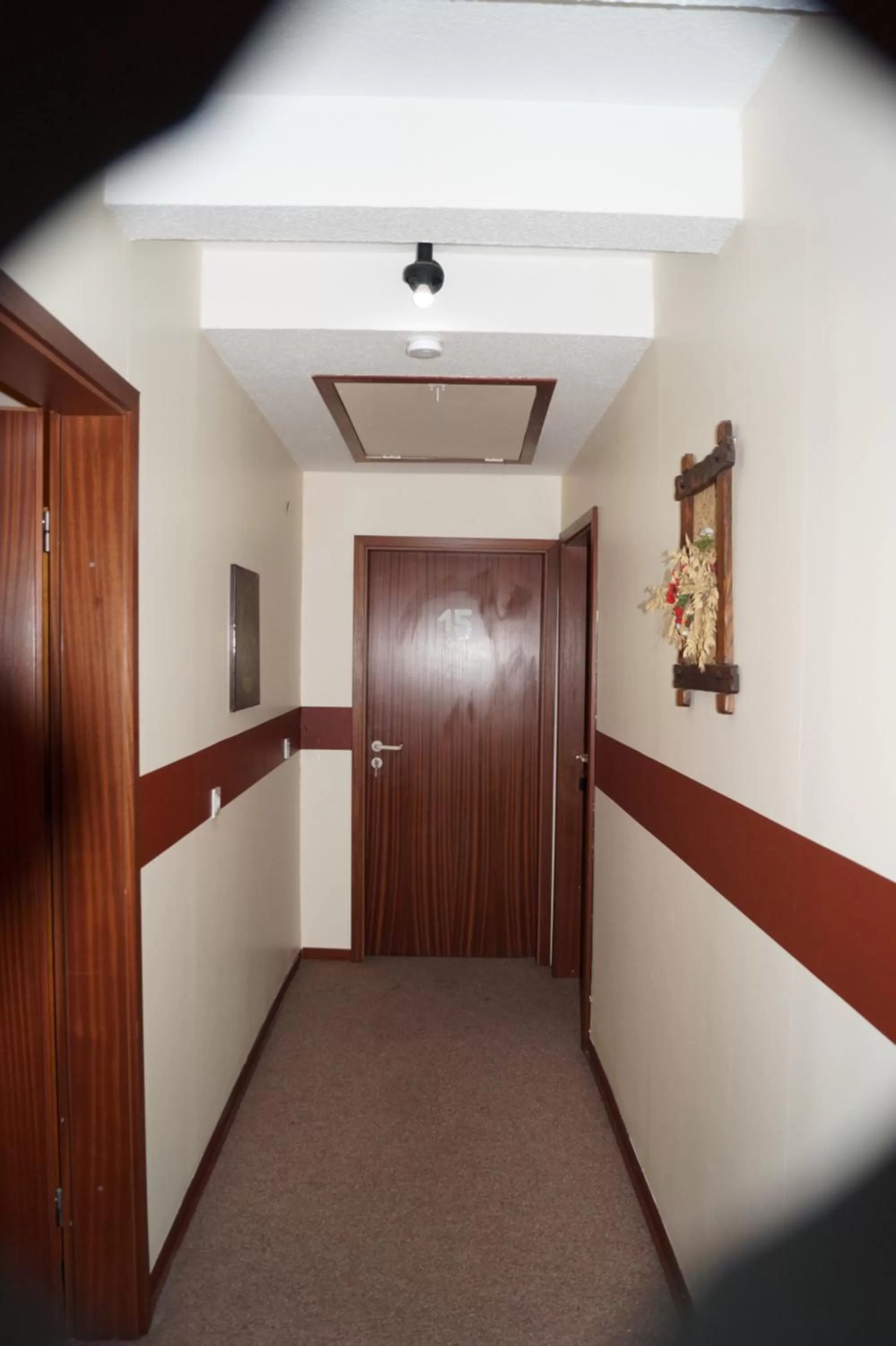 Photo of the whole room in La Fontana