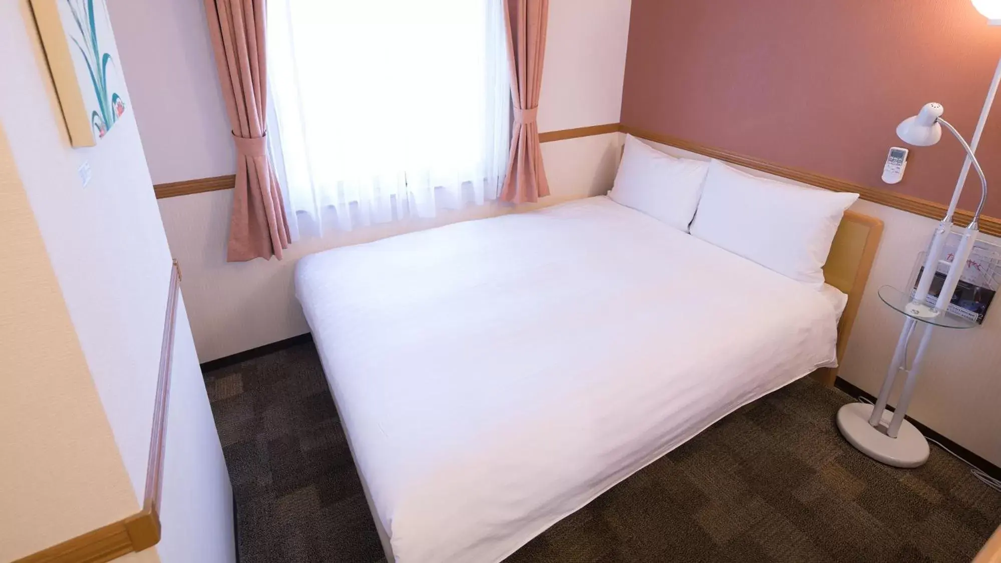 Economy Double Room - single occupancy - Non-Smoking in Toyoko Inn Sendai Higashi-guchi No.1 Economy Double Room - single occupancy - Non-Smoking in Toyoko Inn Sendai Higashi-guchi No.1