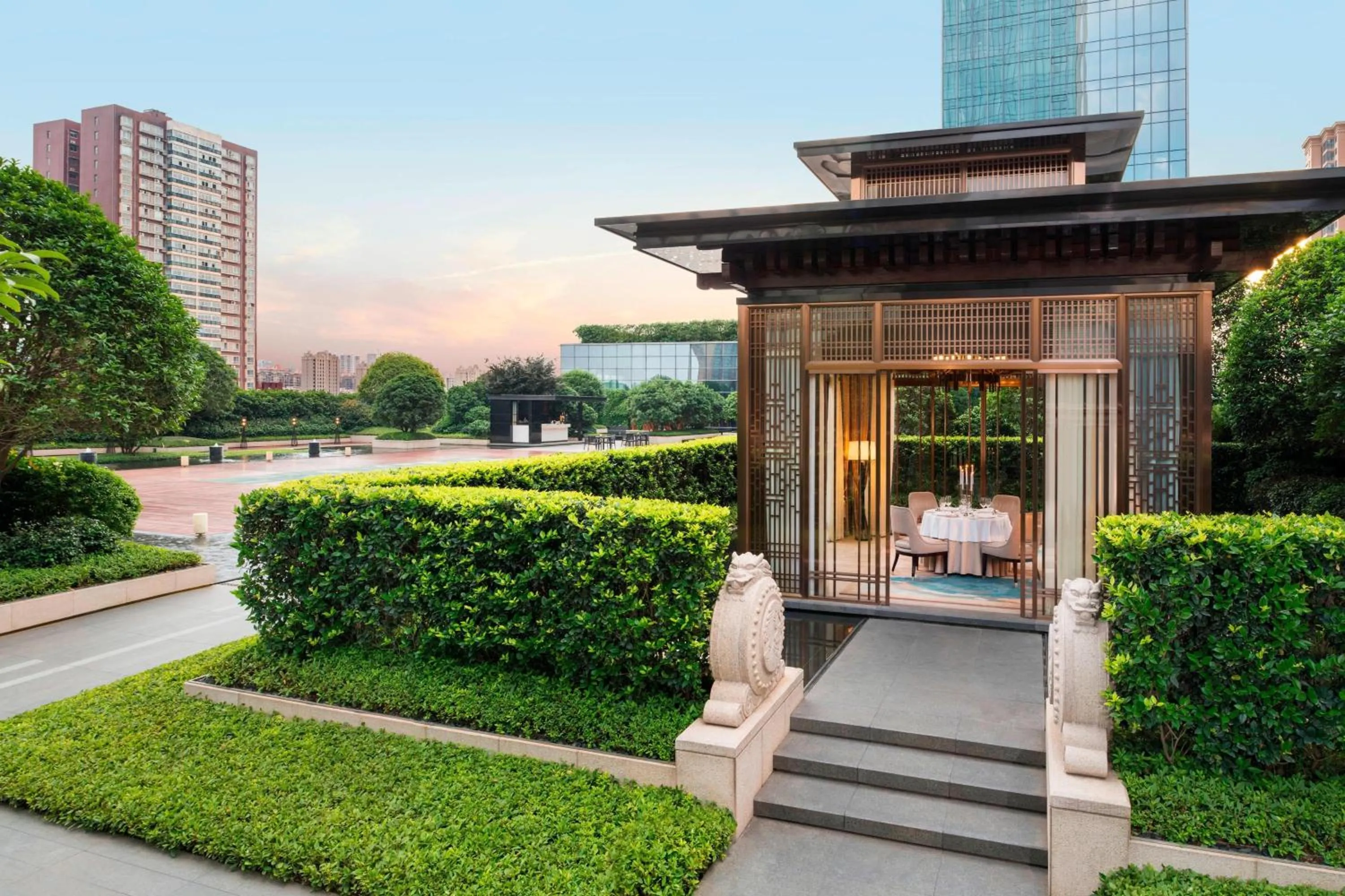 Garden in The St. Regis Changsha