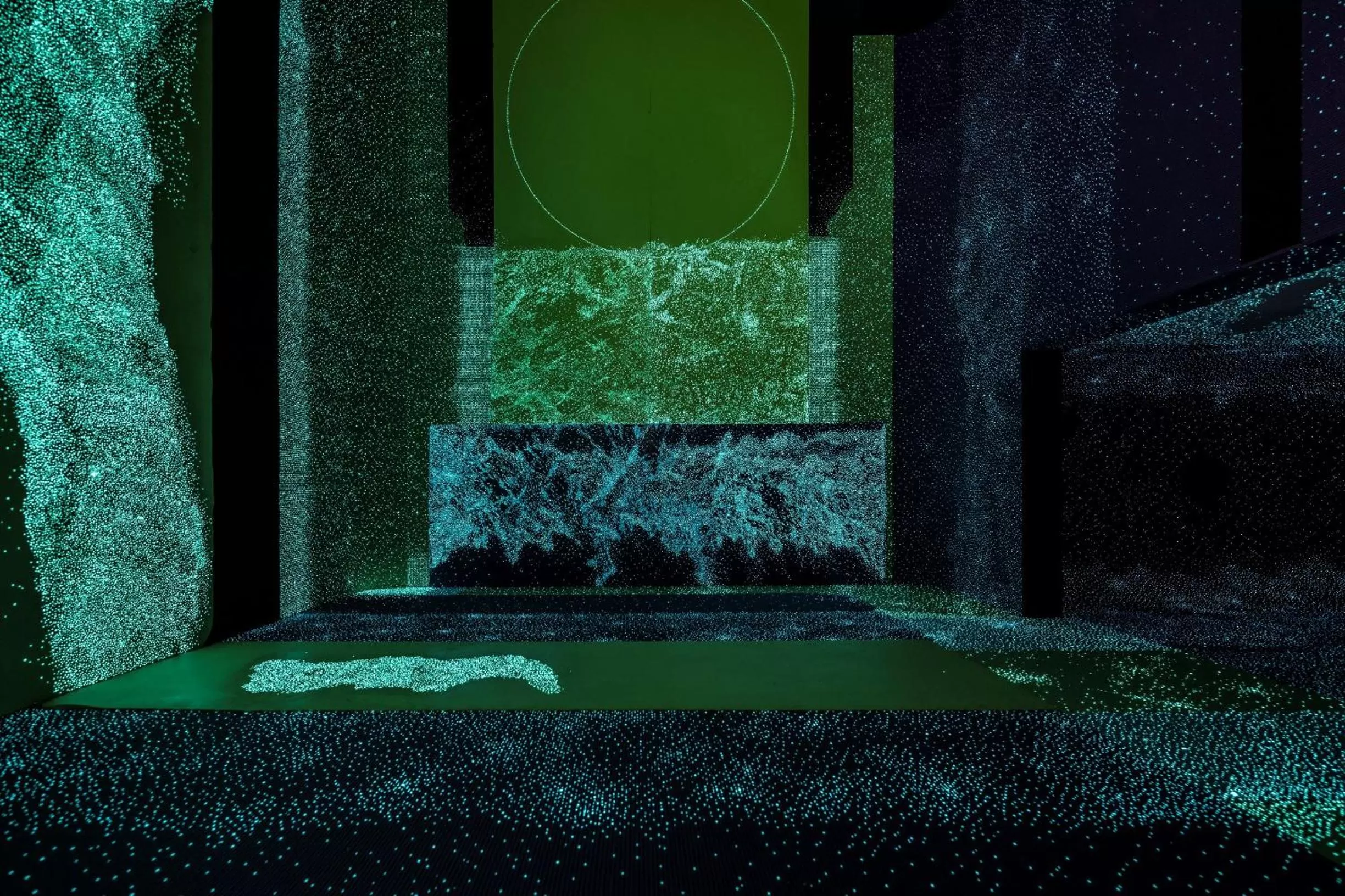 Photo of the whole room in BnA Alter Museum