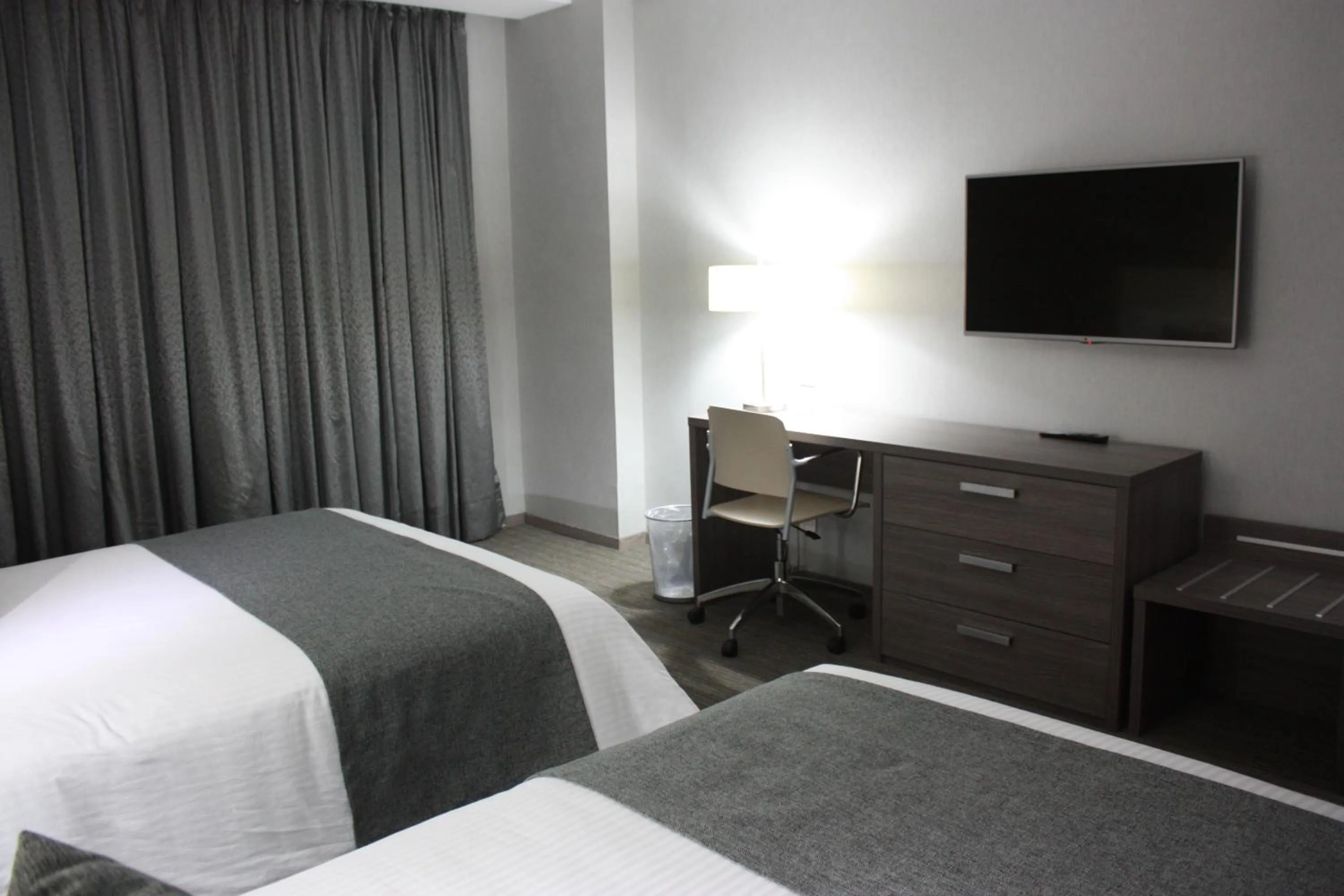 Photo of the whole room, Bed in Casa Inn Business Irapuato