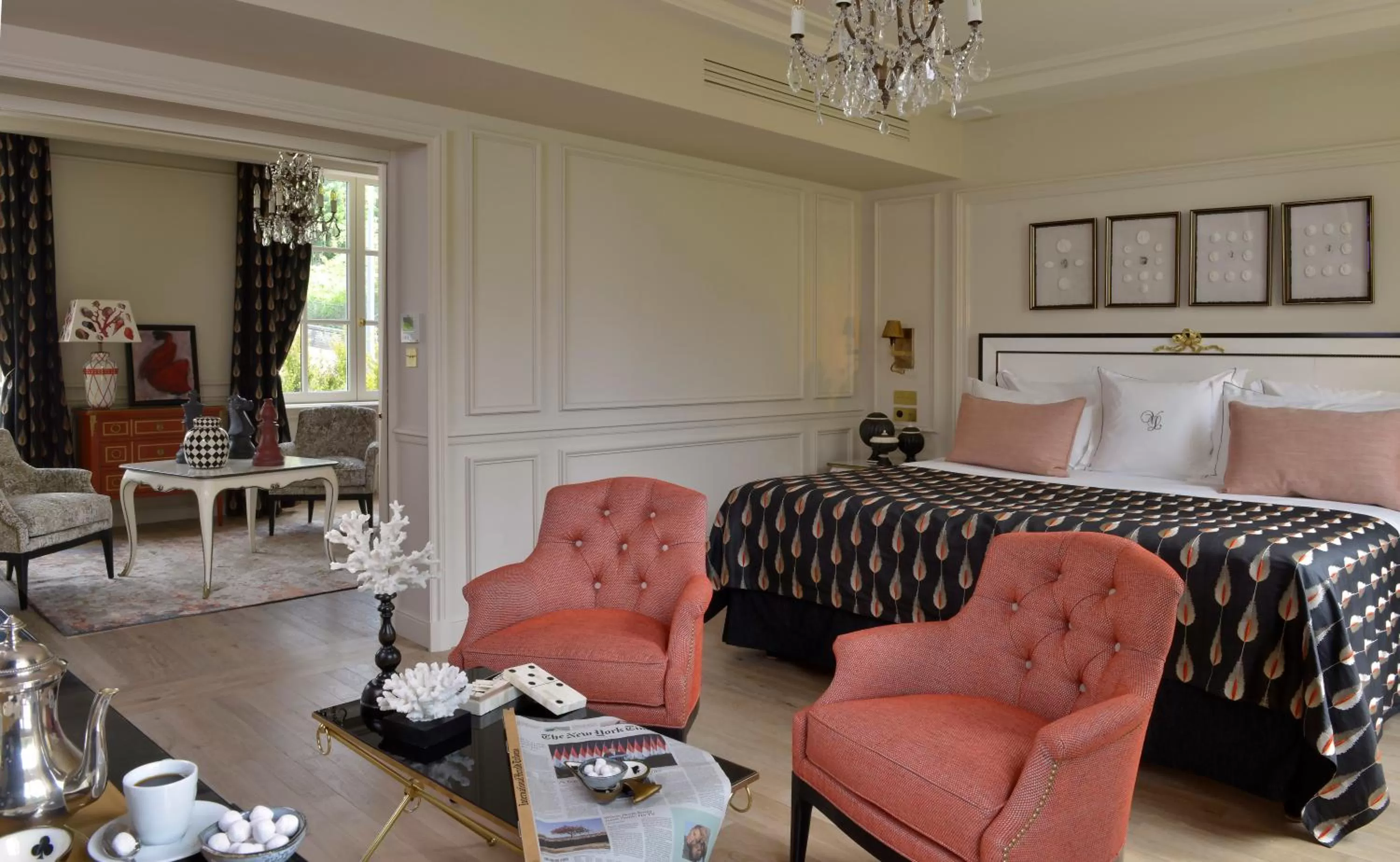 Bed in Villa Lara Hotel