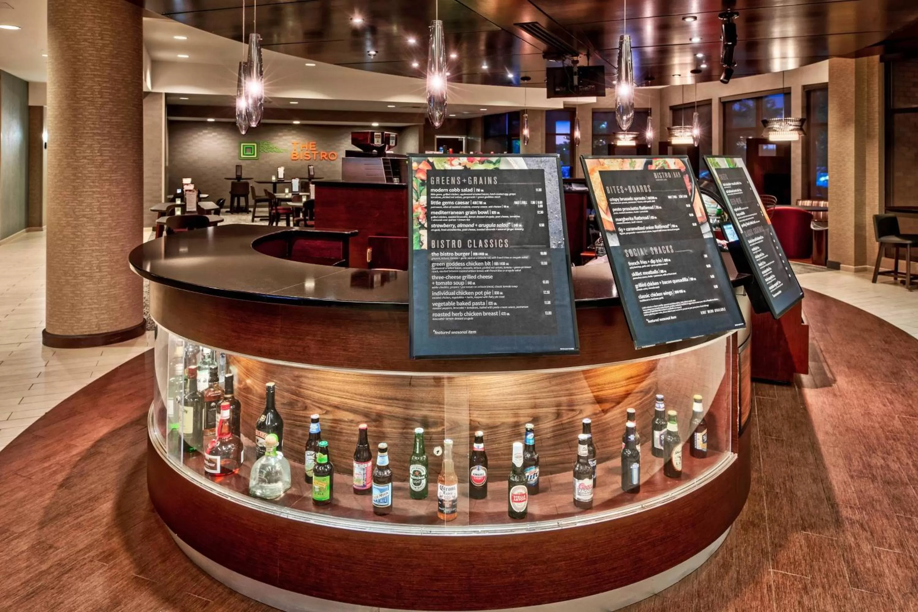 Lounge or bar in Courtyard Newport News Airport