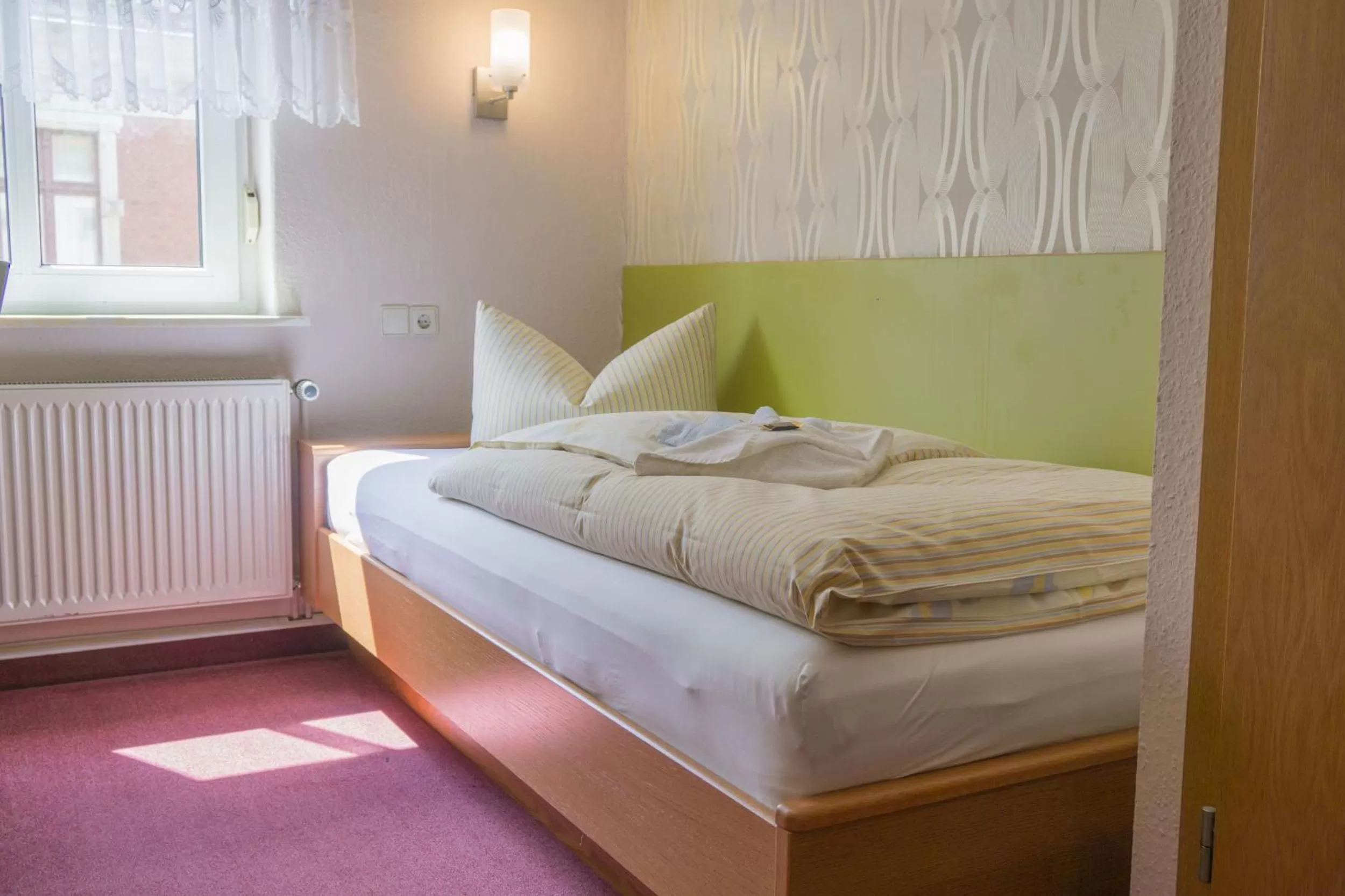 Bed in Hotel zur Post in Wurzen