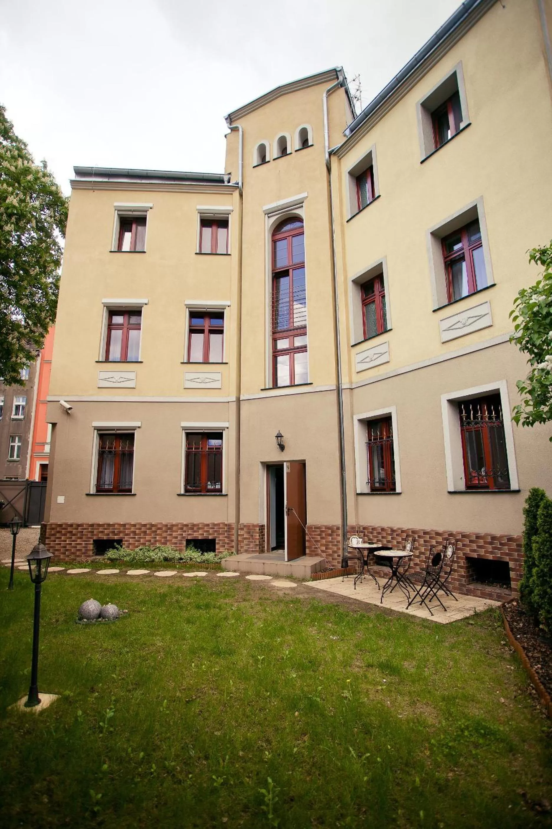 Facade/entrance, Property Building in Akira Bed & Breakfast
