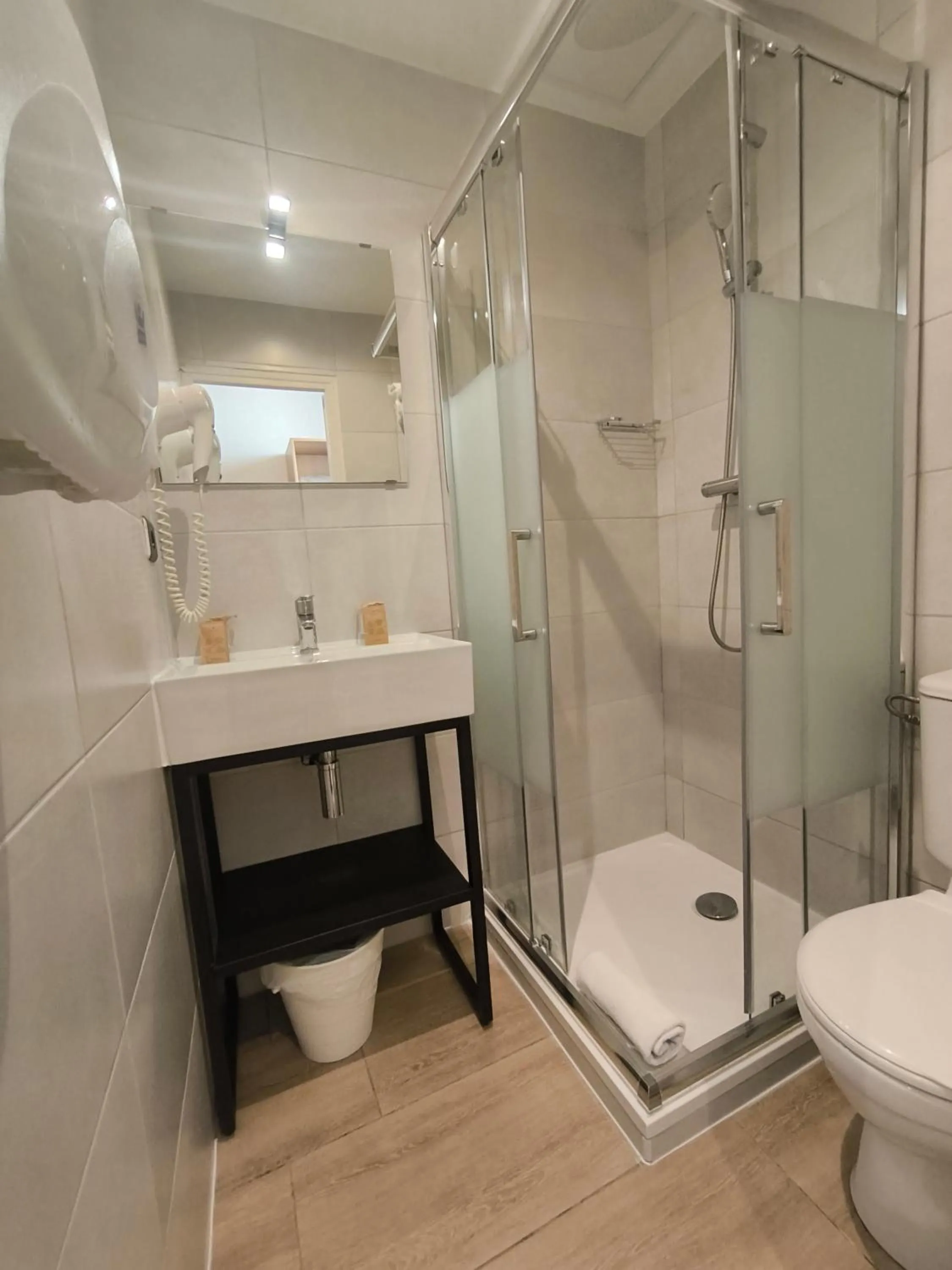 Bathroom in Hotel d'Ostende